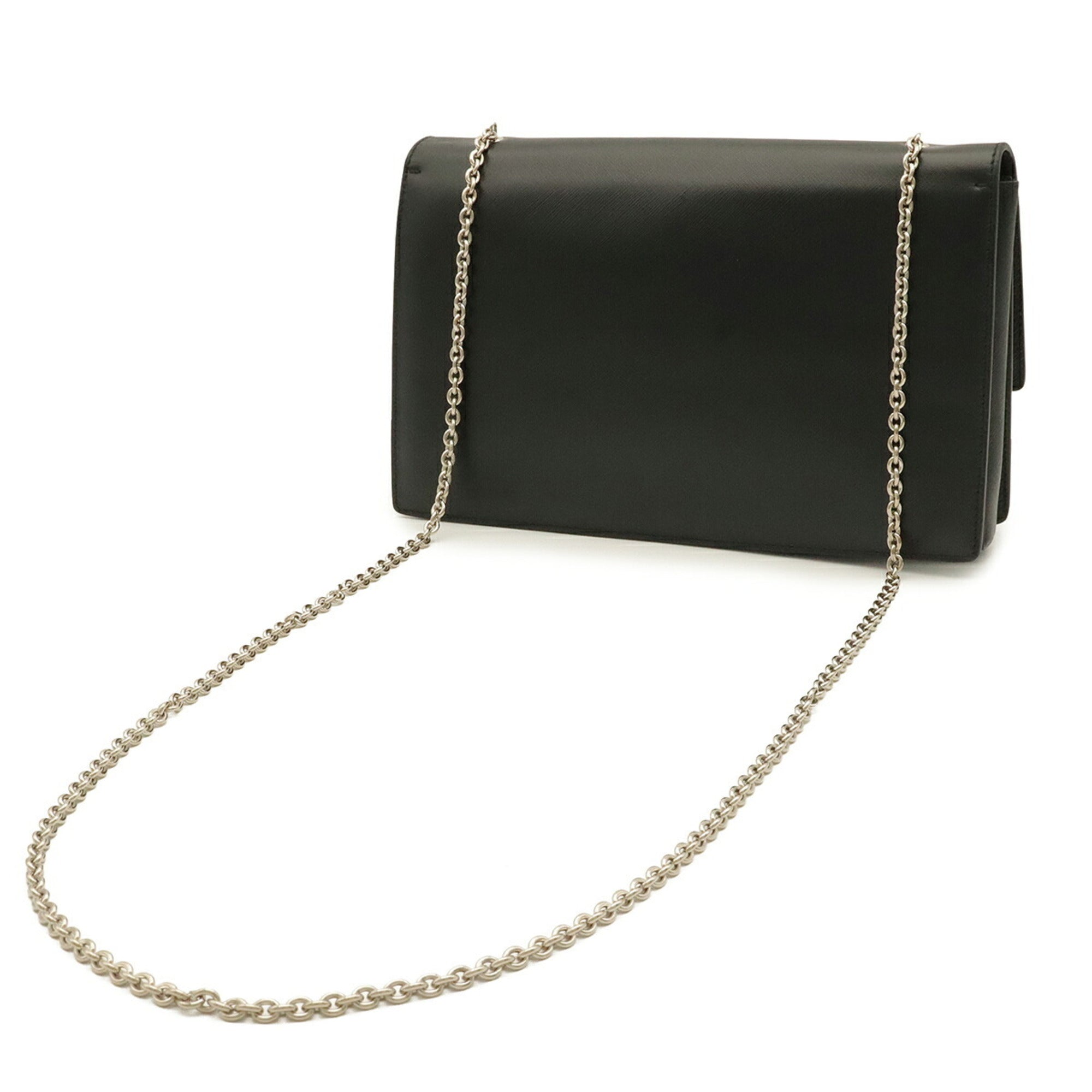 Salvatore Ferragamo Vara Black Leather Shoulder Bag (Pre-Owned)