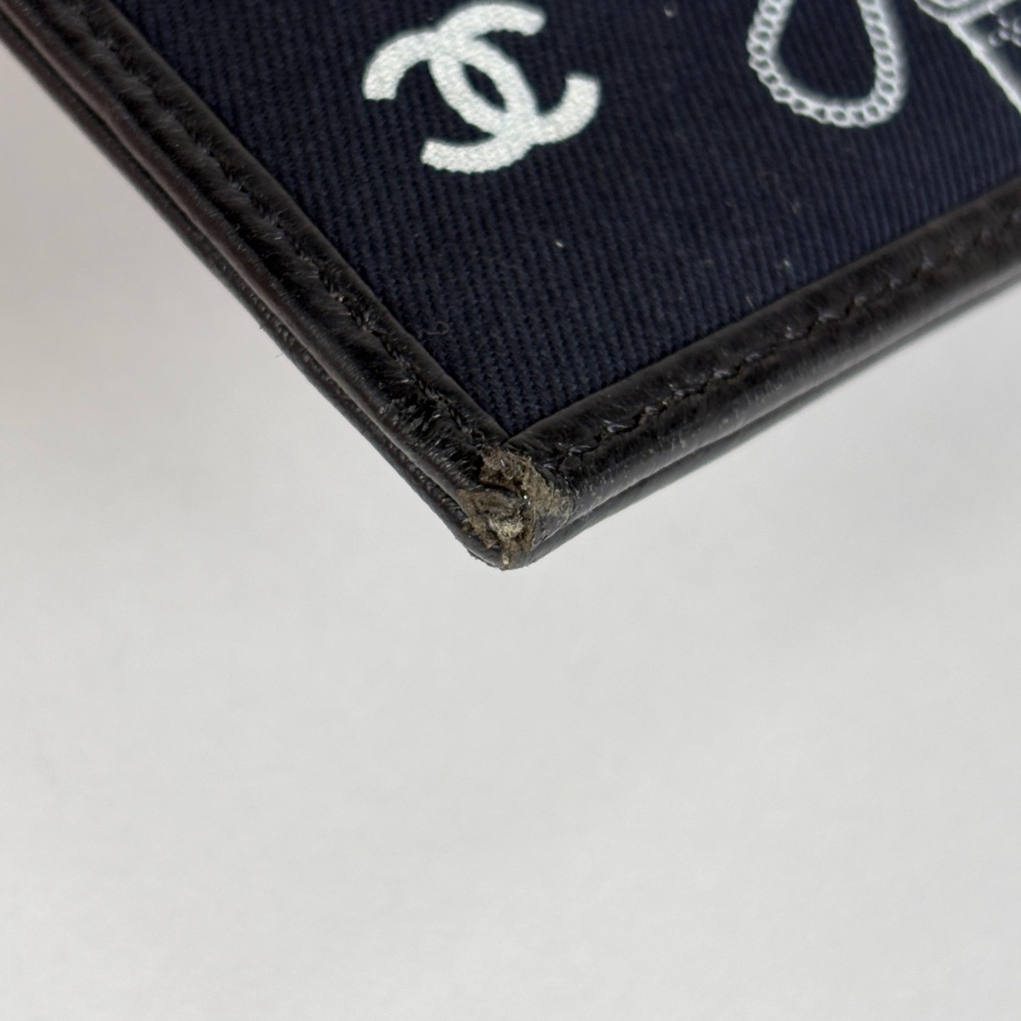 Chanel Black Canvas Leather Shoulder Bag (Pre-Owned)