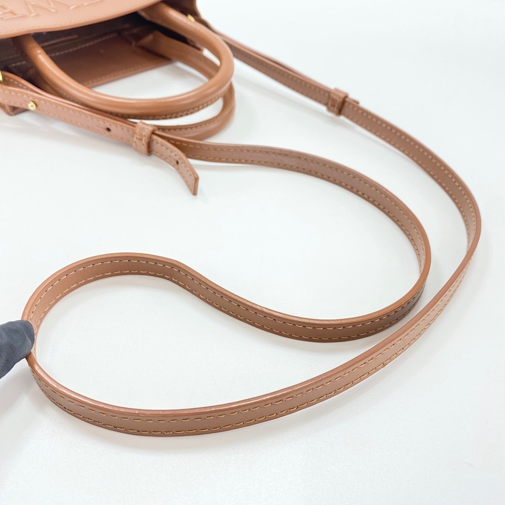 Loewe Brown Leather Handbag (Pre-Owned)