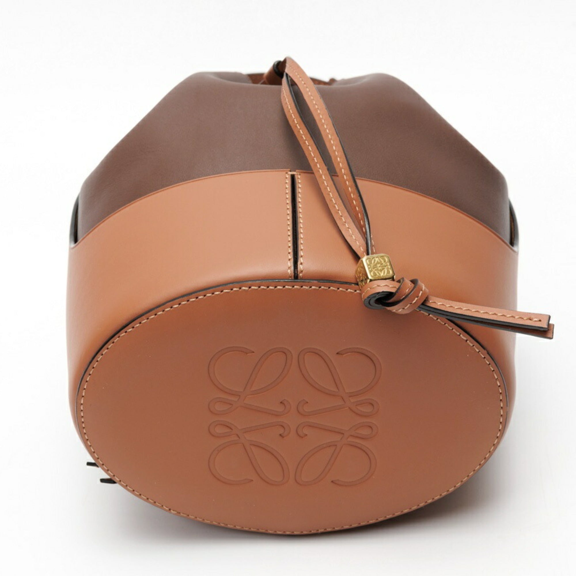 Loewe Brown Leather Shoulder Bag (Pre-Owned)