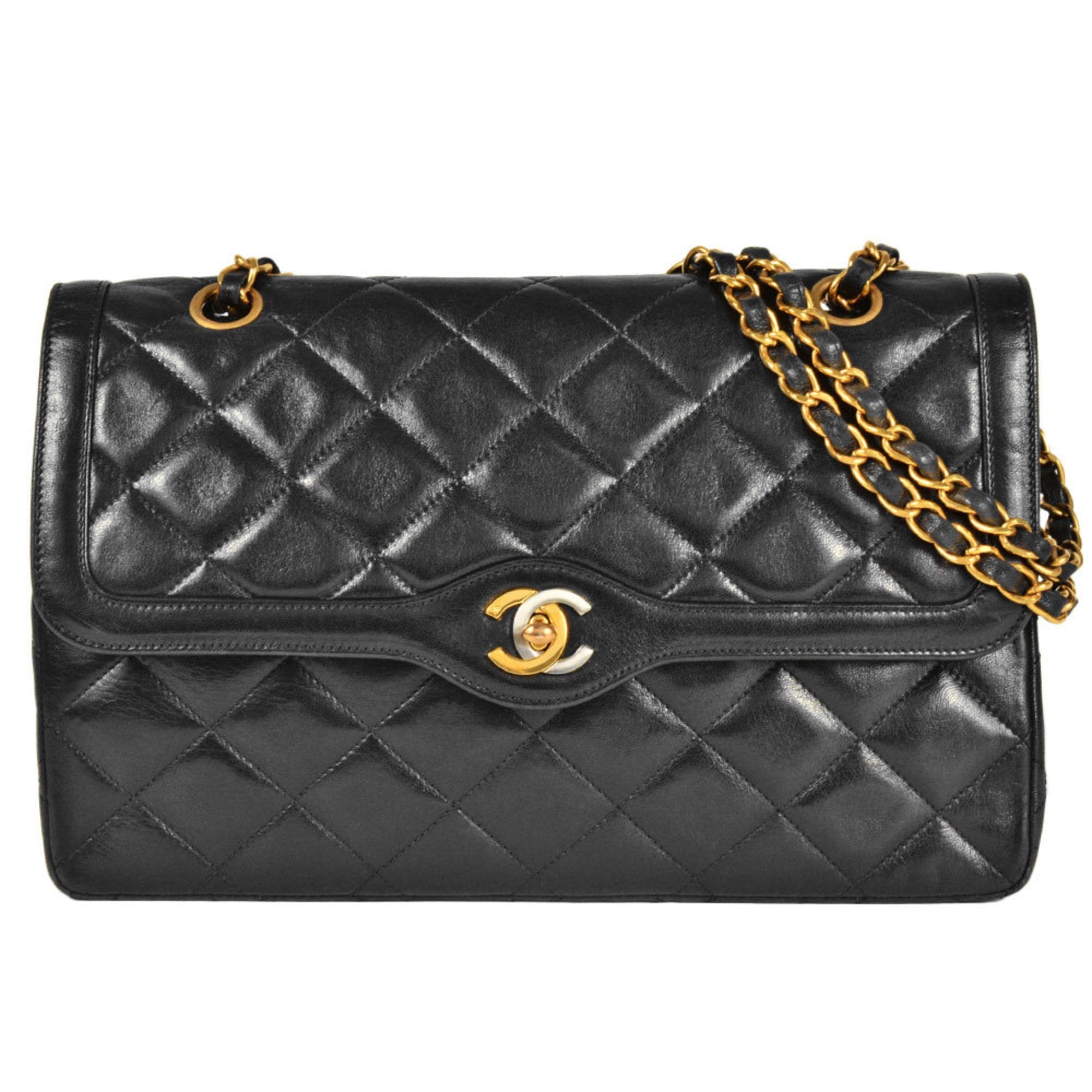 Chanel Black Leather Shoulder Bag (Pre-Owned)