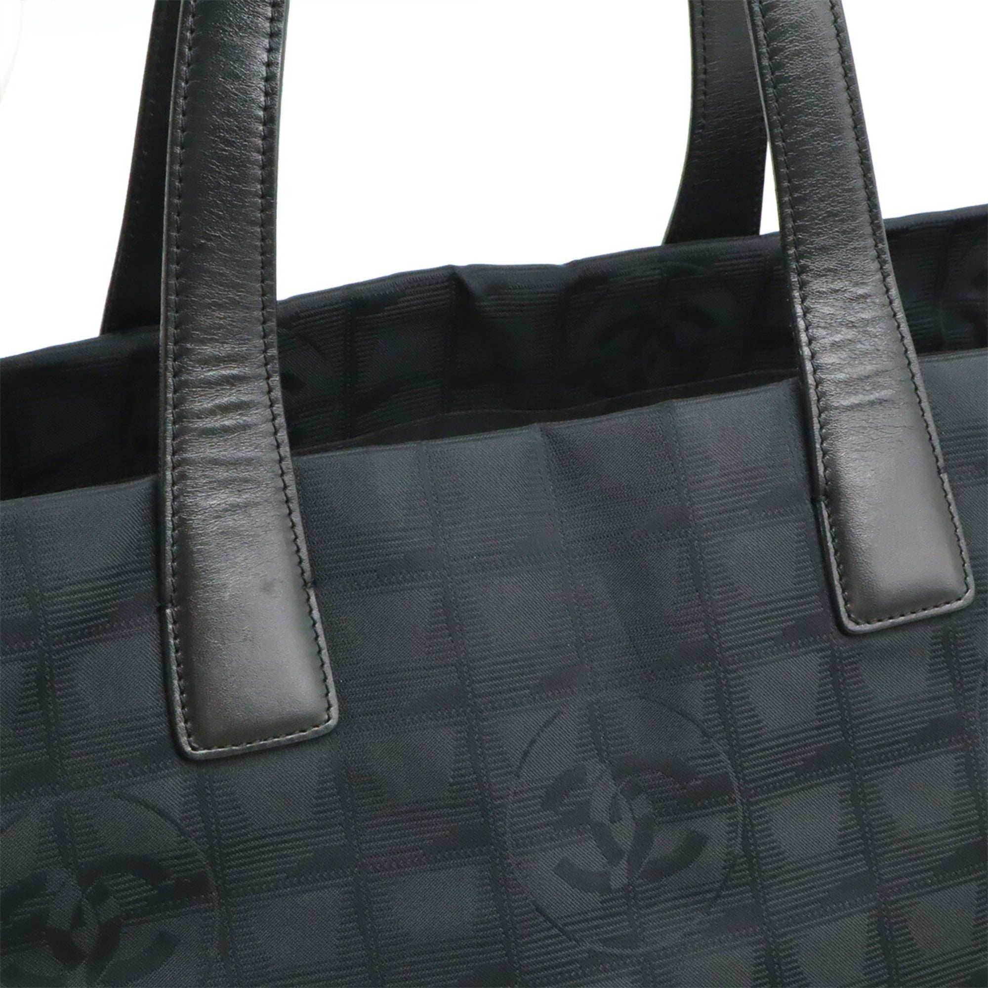 Chanel Black New Travel Line Shoulder Bag Tote Bag (Pre-Owned)