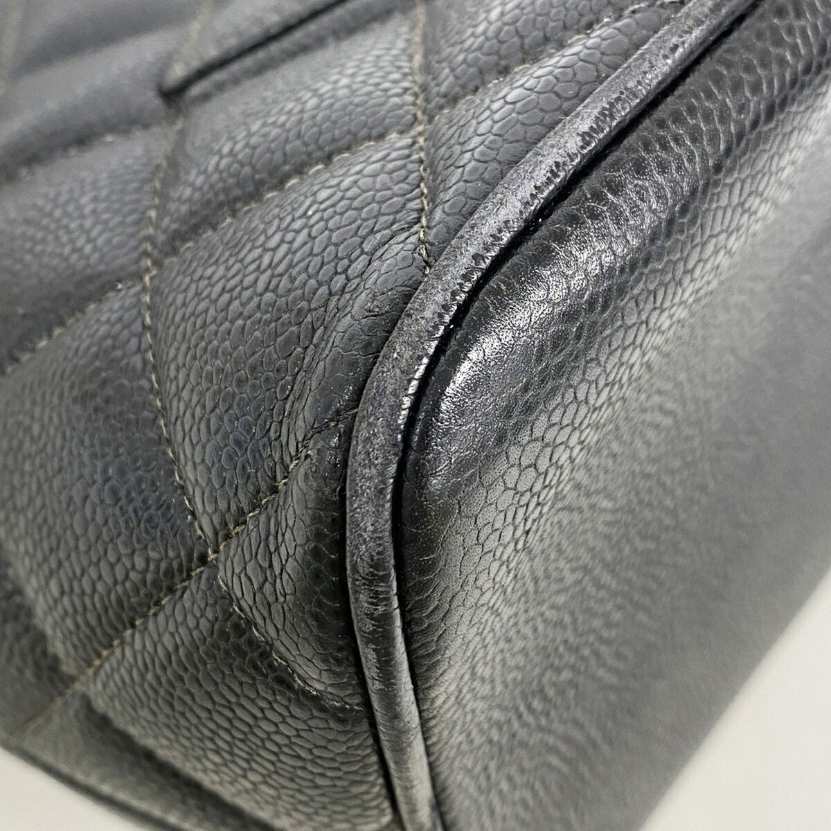 Chanel Black Grained Calfskin Tote Bag (Pre-Owned)