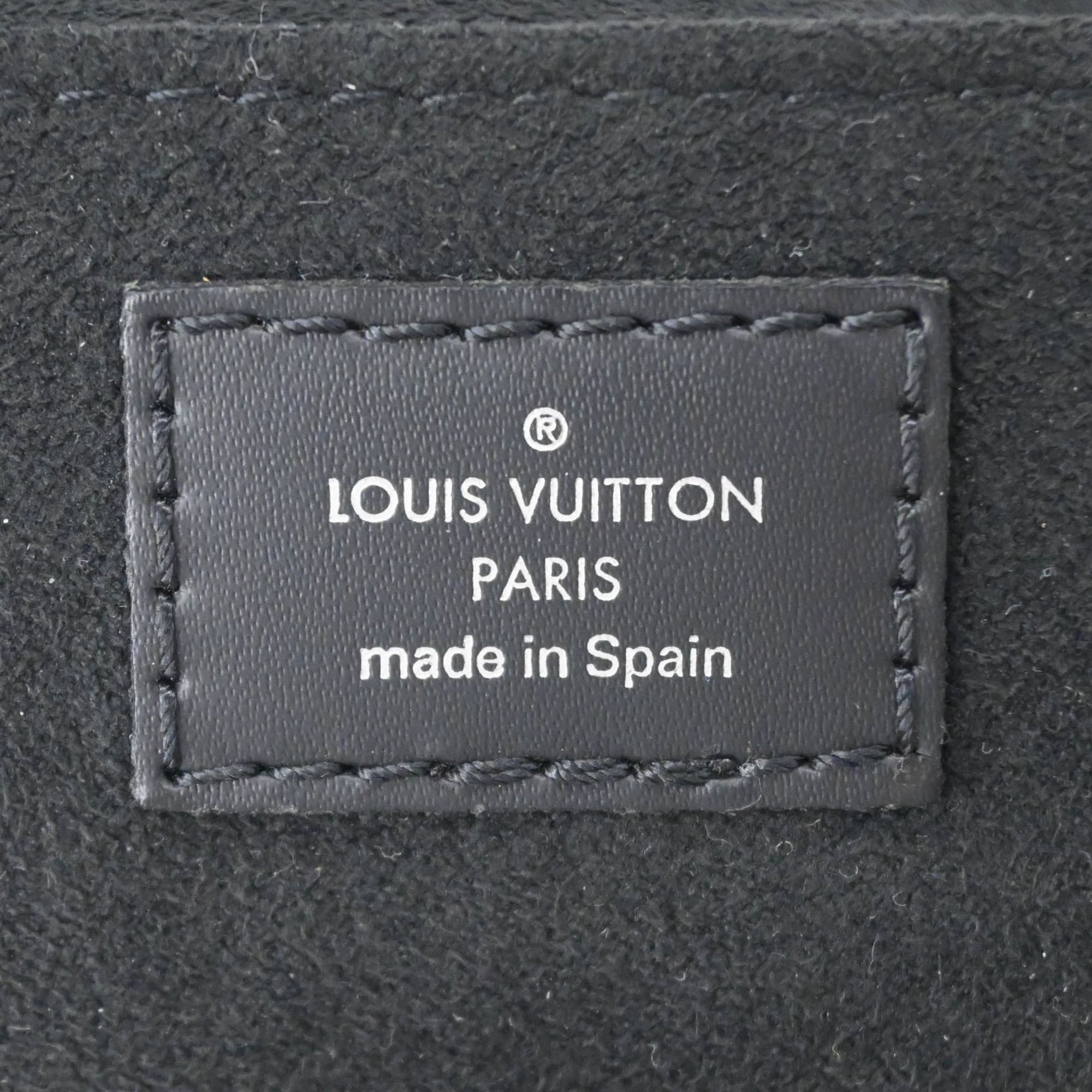 Louis Vuitton Epi Black Epi Leather Handbag Shoulder Bag (Pre-Owned)