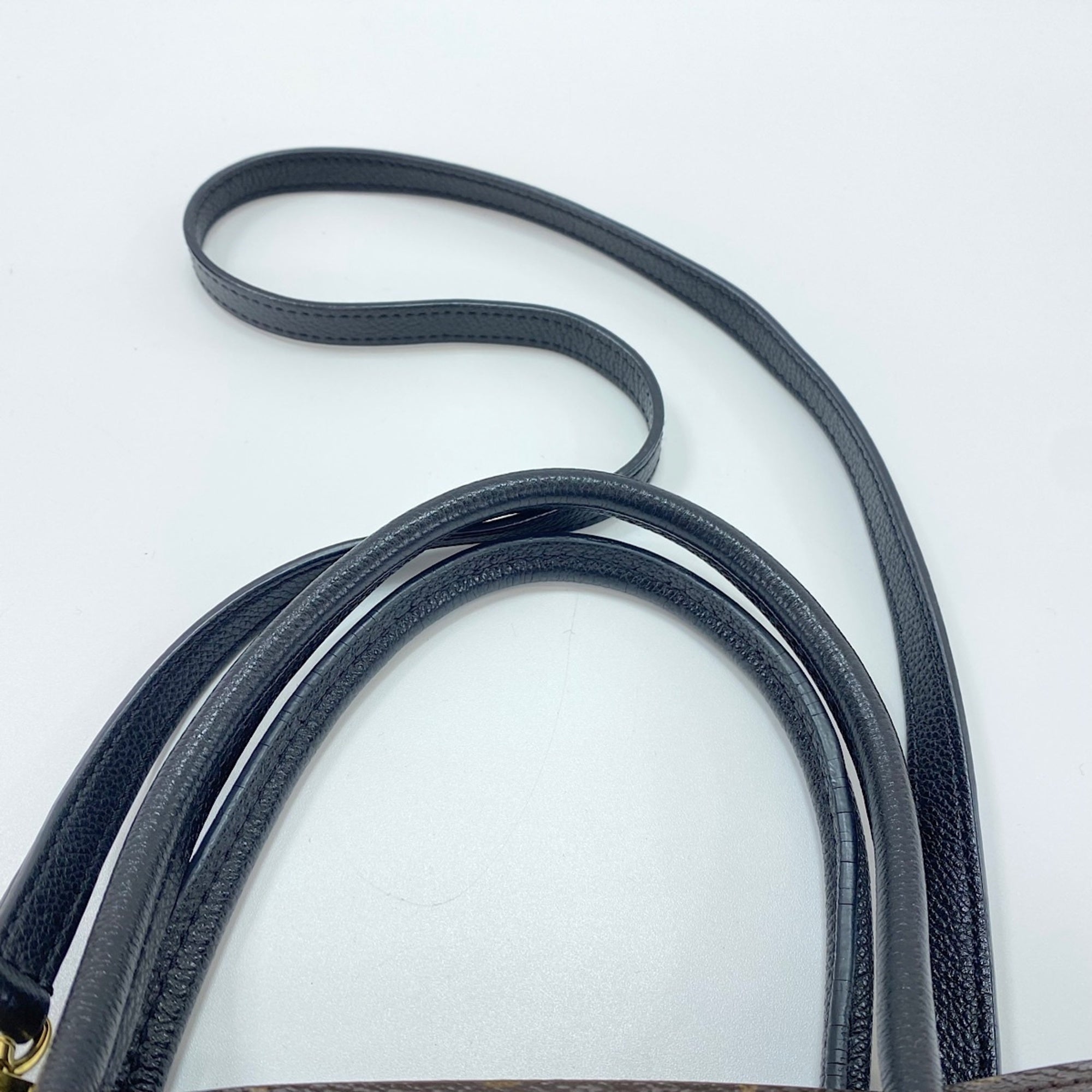 Louis Vuitton Brown Handbag (Pre-Owned)