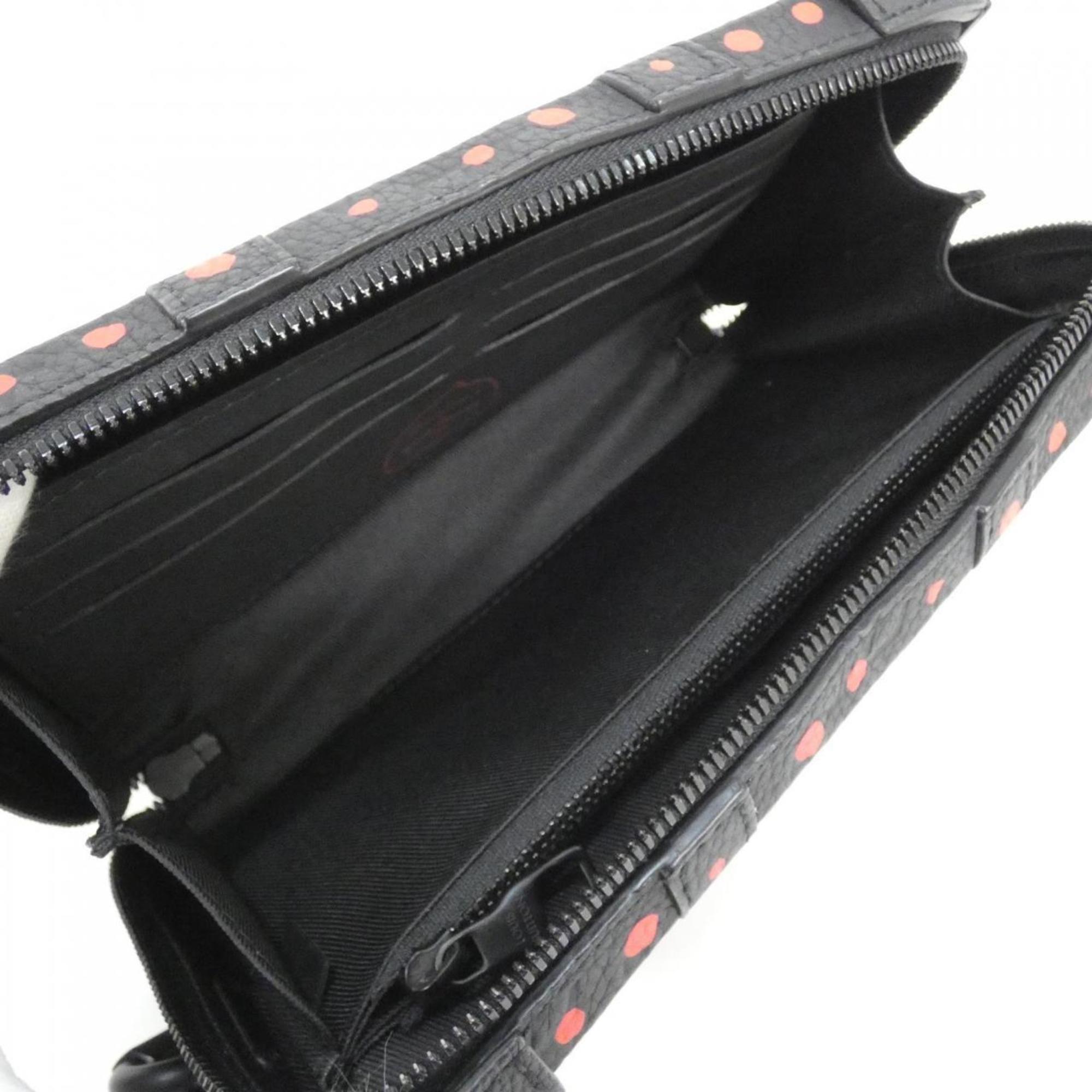 Louis Vuitton Black Leather Shoulder Bag (Pre-Owned)