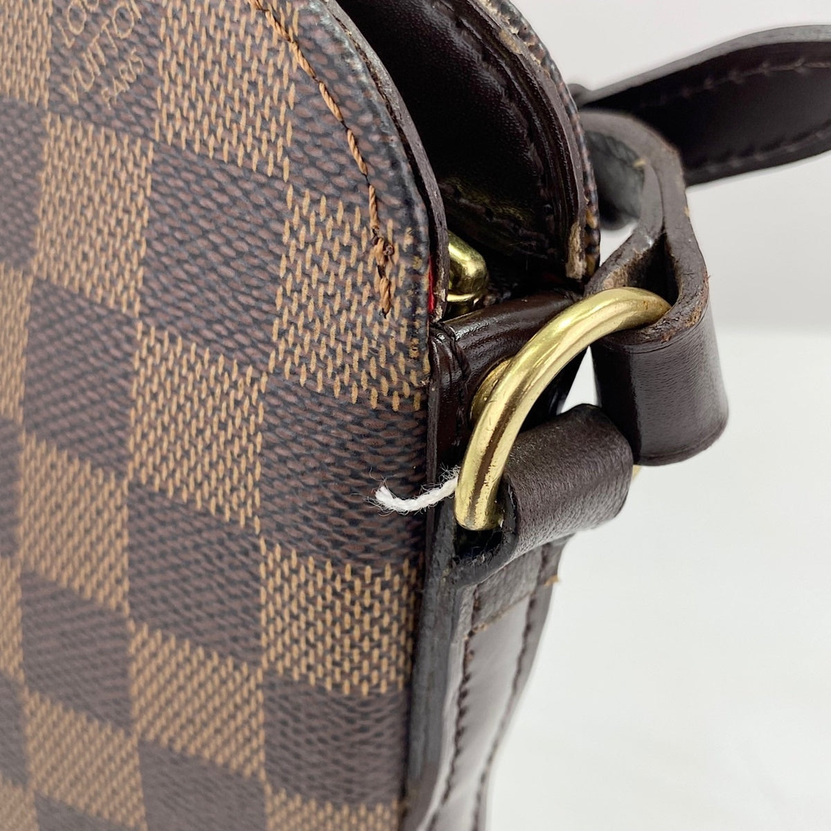 Louis Vuitton Brown Shoulder Bag (Pre-Owned)