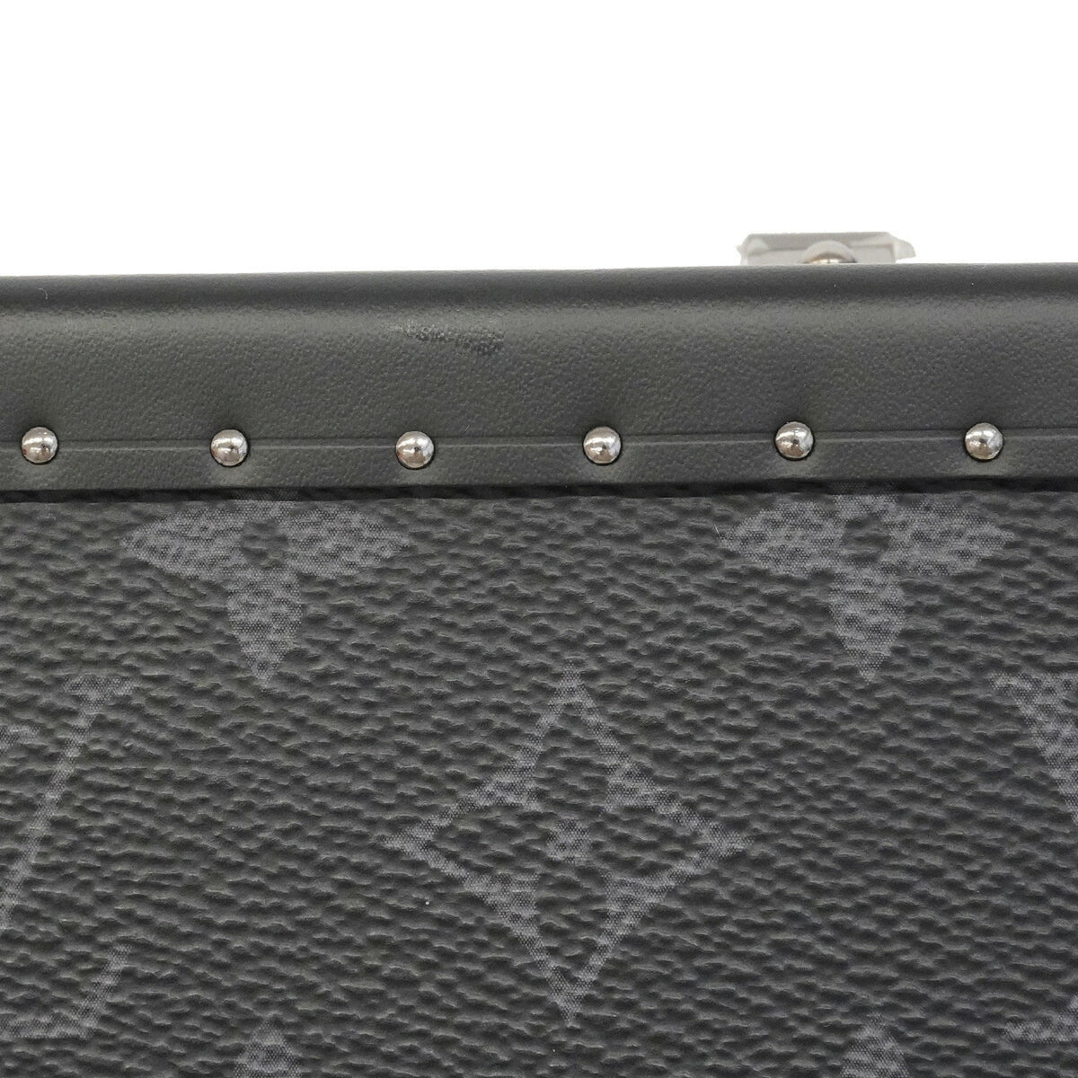 Louis Vuitton Black Shoulder Bag (Pre-Owned)