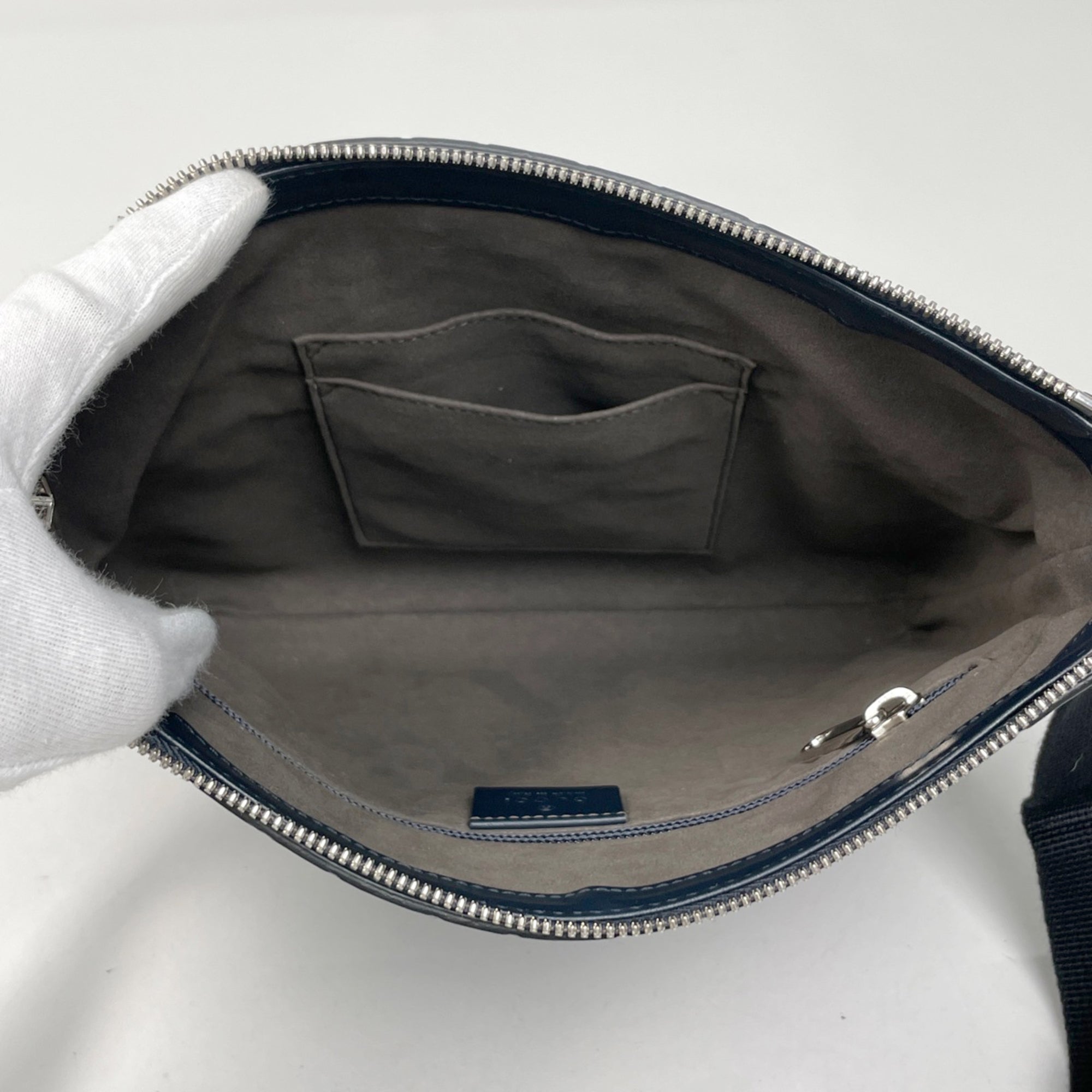 Gucci Navy Leather Messenger Bag Shoulder Bag (Pre-Owned)