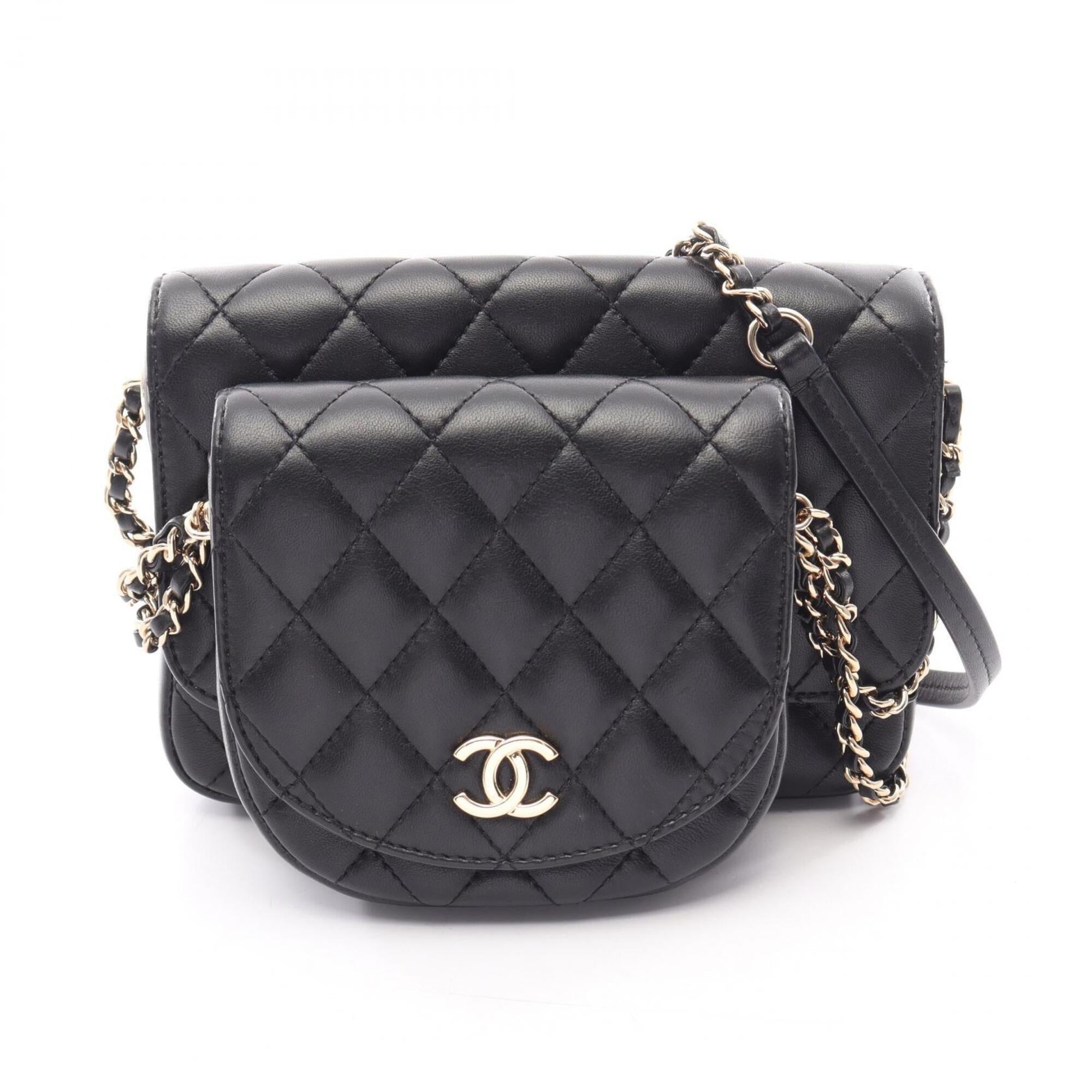 Chanel Matelasse Black Leather Handbag Shoulder Bag (Pre-Owned)