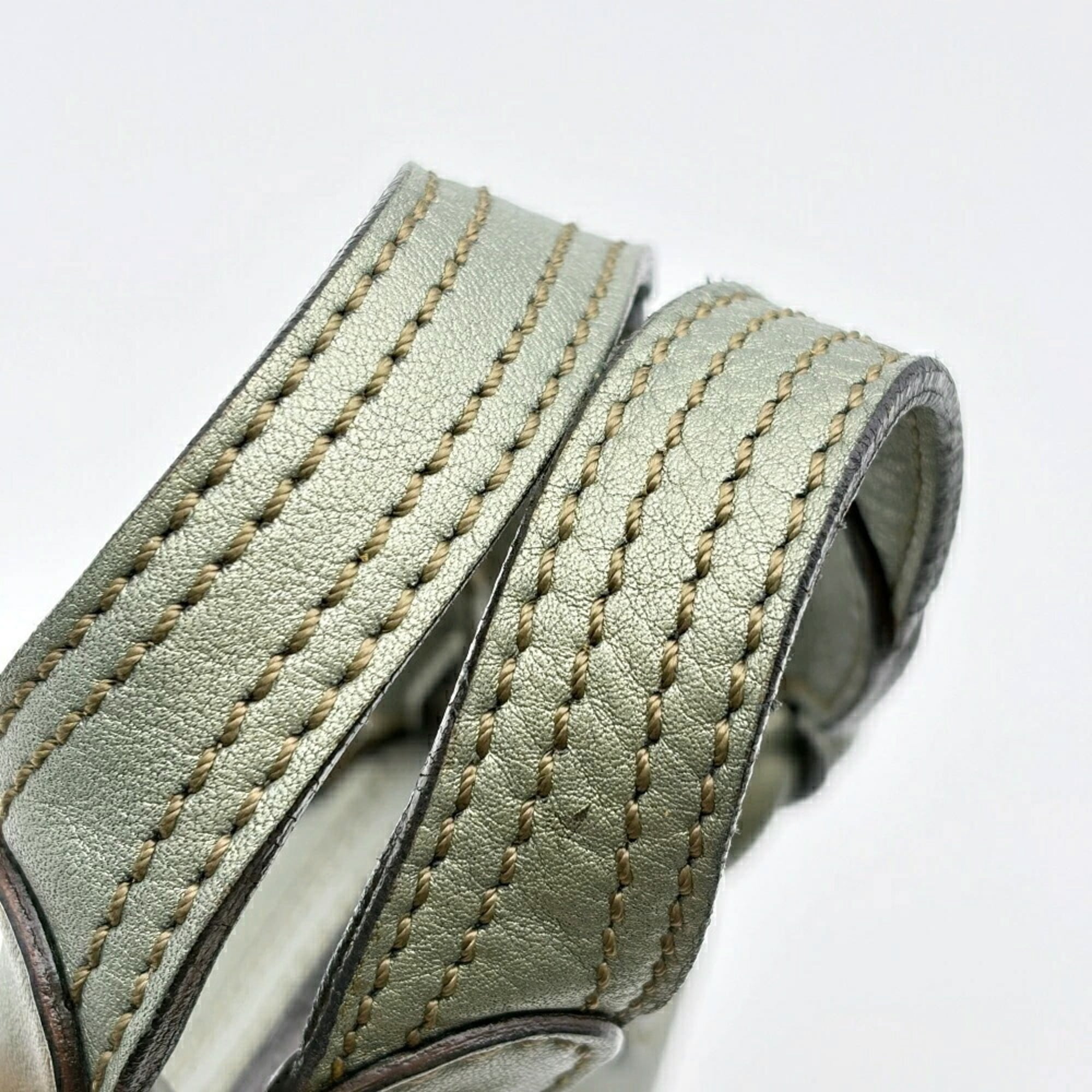 Loewe Moss Green Leather Shoulder Bag (Pre-Owned)