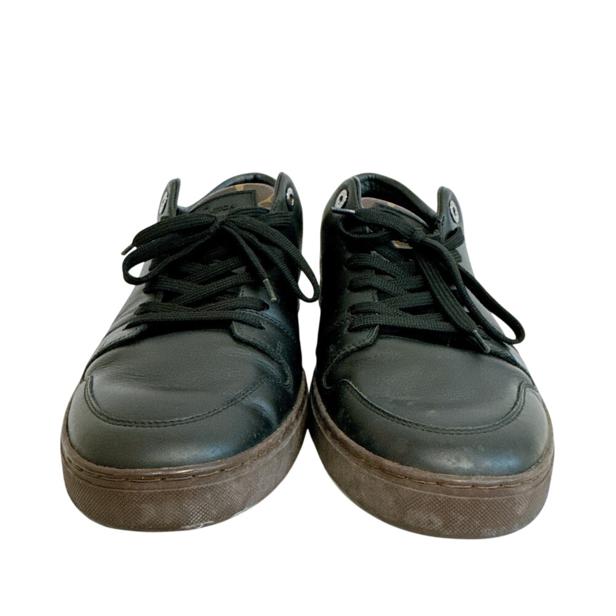 Louis Vuitton Black Sneakers (Pre-Owned)