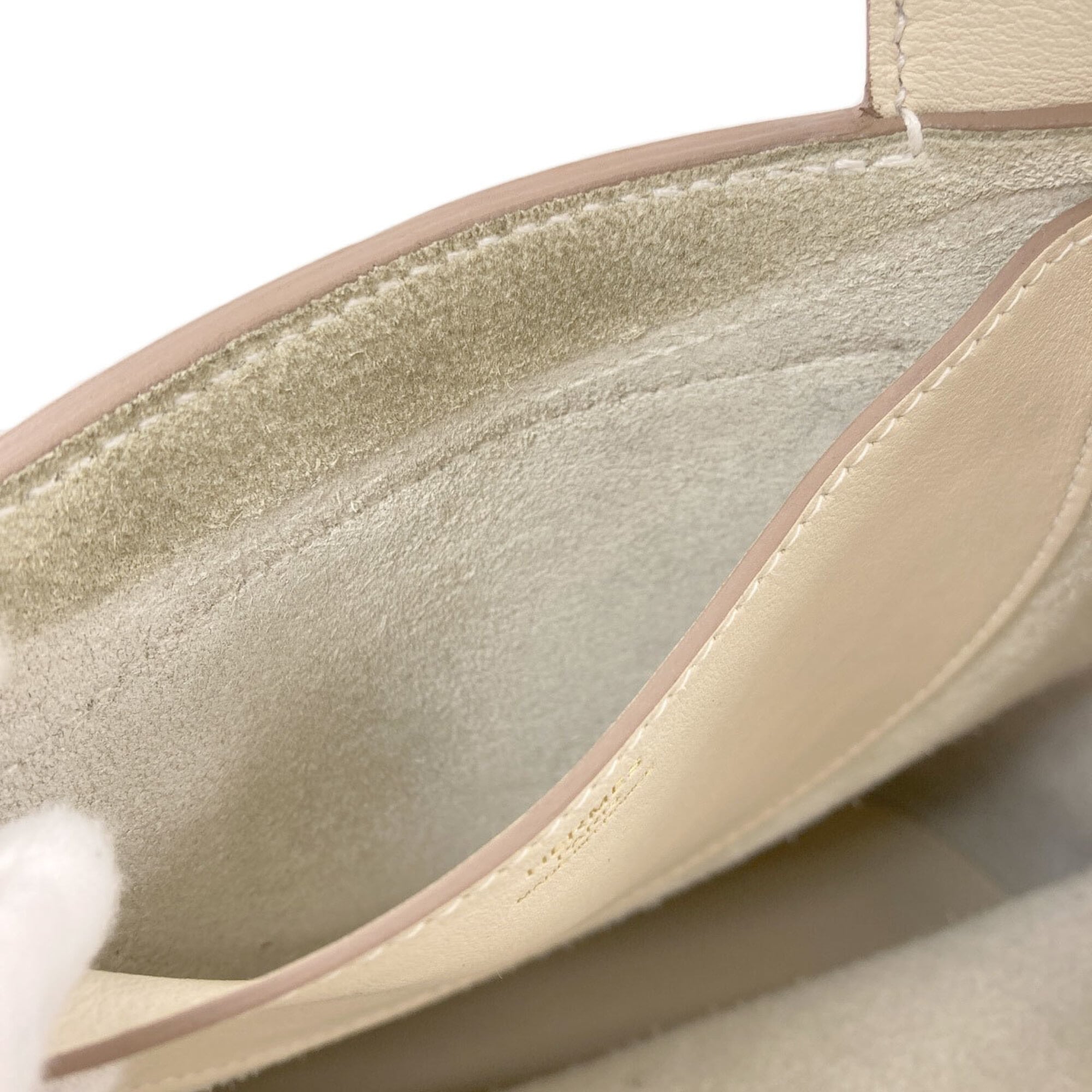 Hermes Cream Taurillon Clemence Leather Handbag (Pre-Owned)