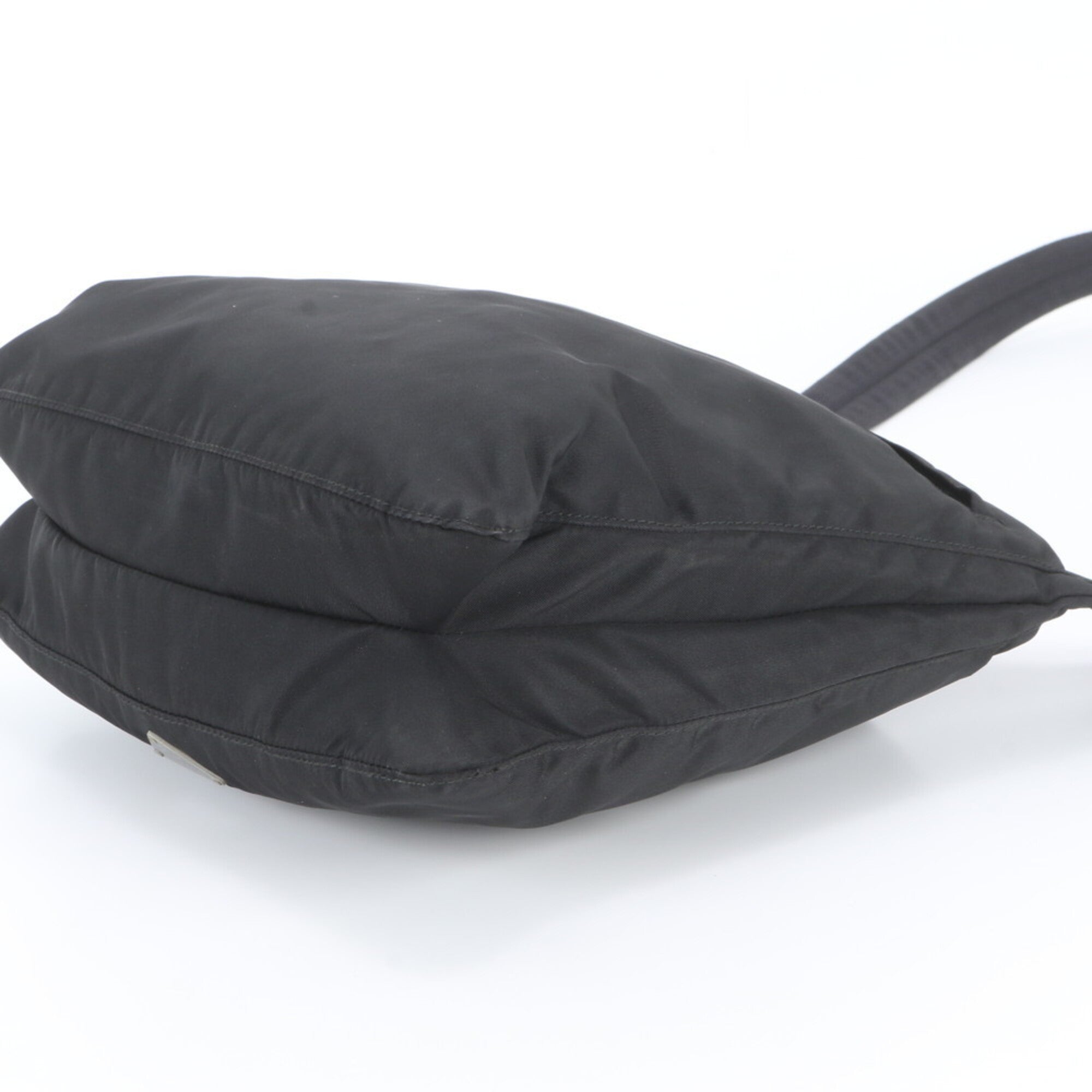 Prada Black Messenger Bag Shoulder Bag (Pre-Owned)
