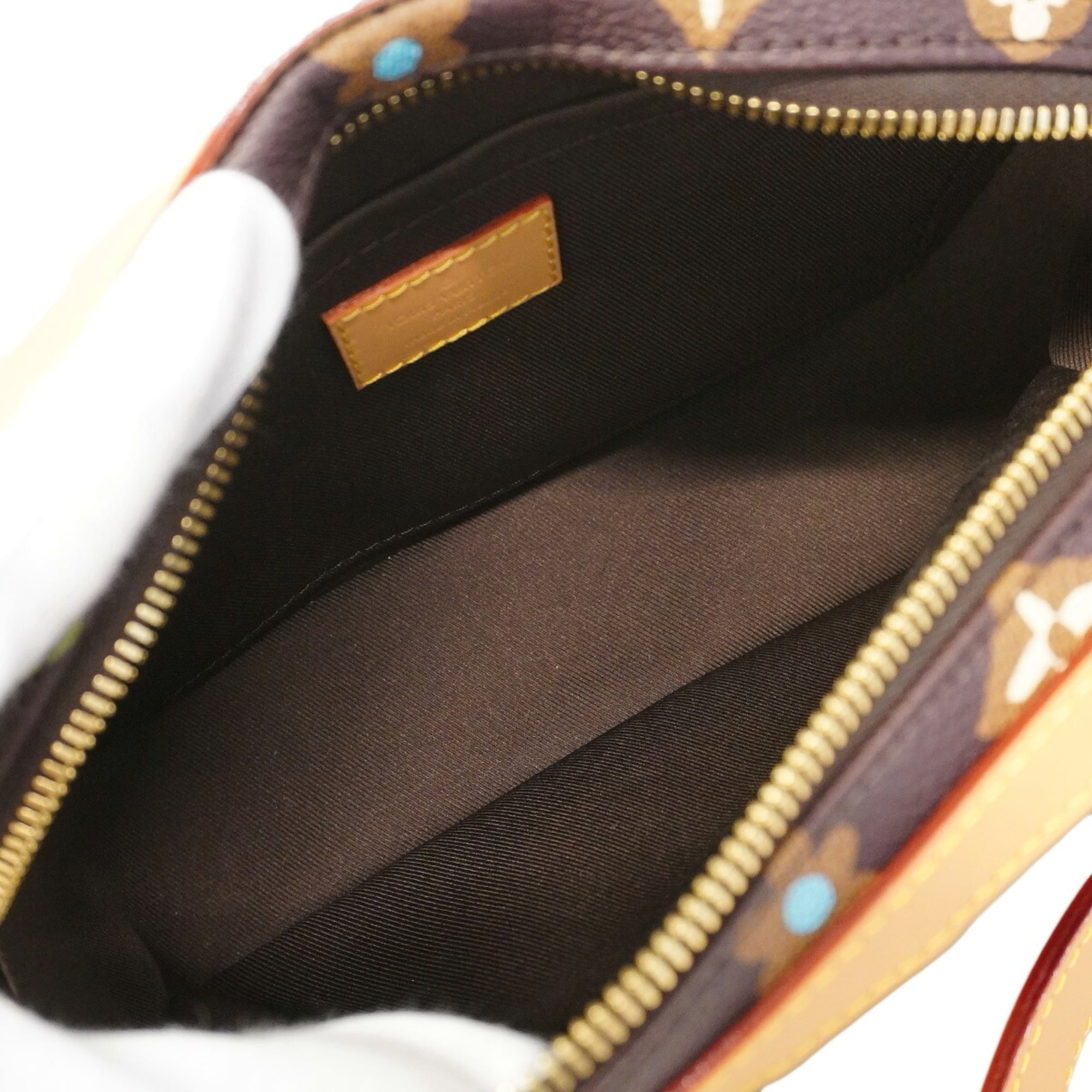 Louis Vuitton Chocolate Shoulder Bag (Pre-Owned)