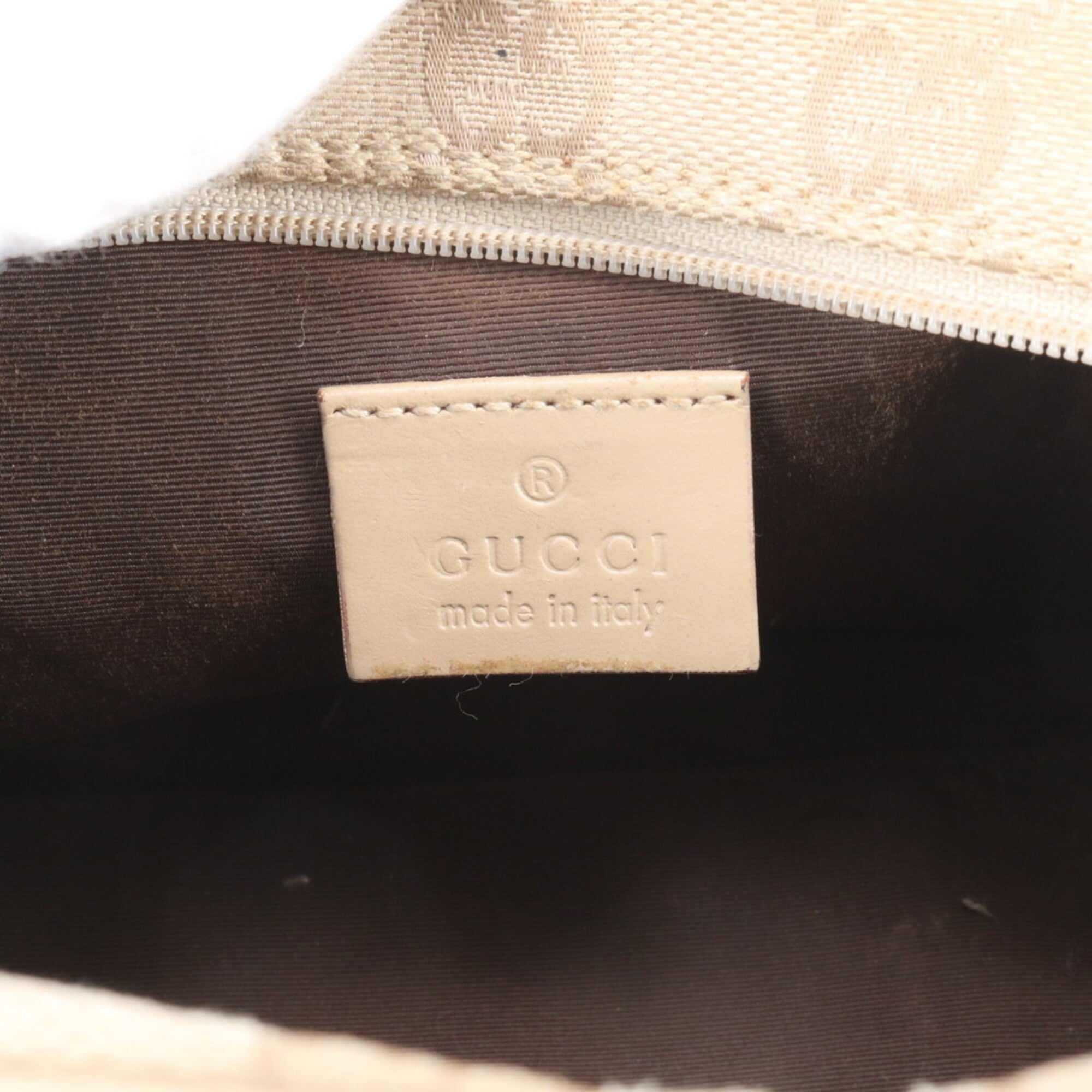 Gucci Beige Gg Canvas Shoulder Bag (Pre-Owned)