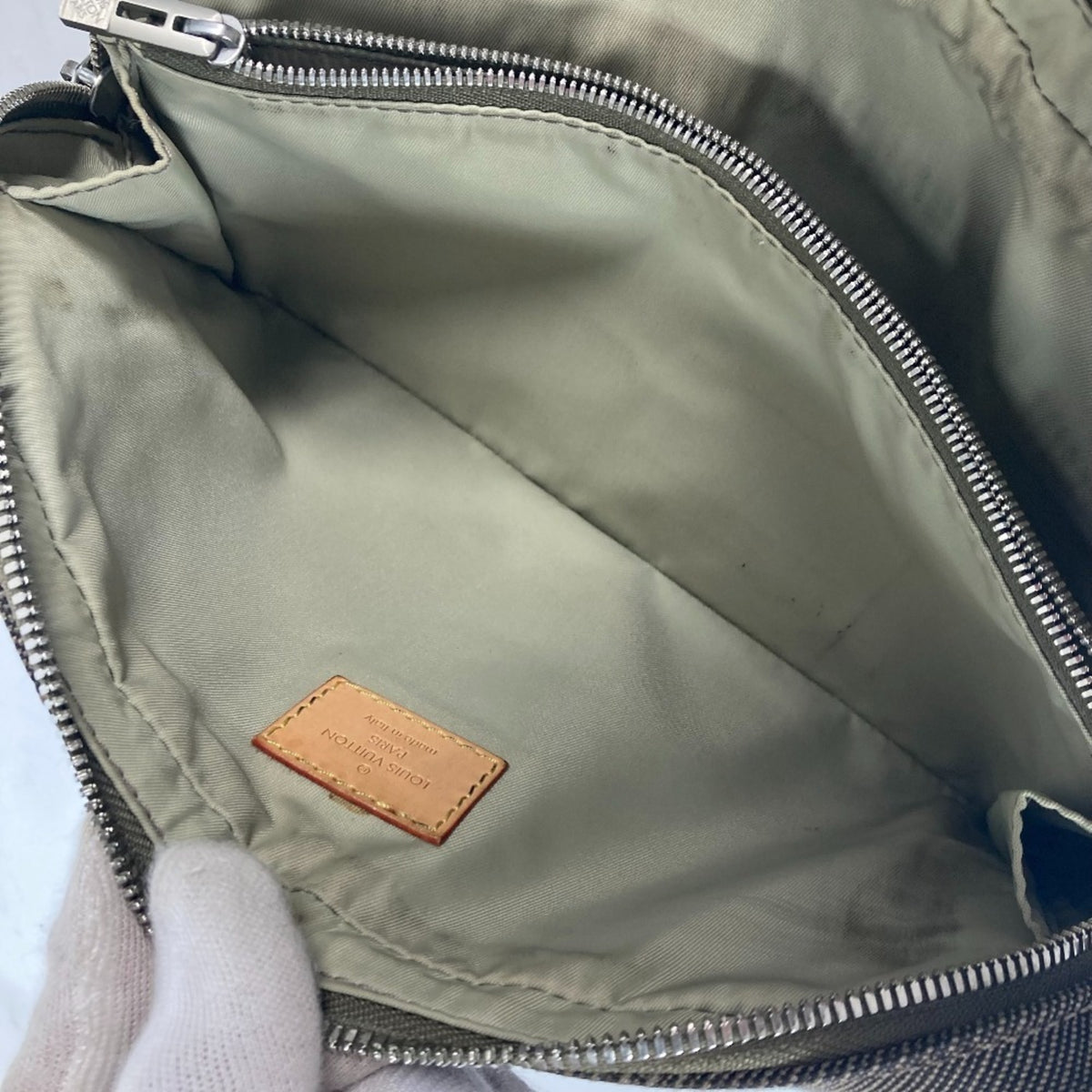 Louis Vuitton Earth Khaki Damier Geant Shoulder Bag Sling Bag (Pre-Owned)