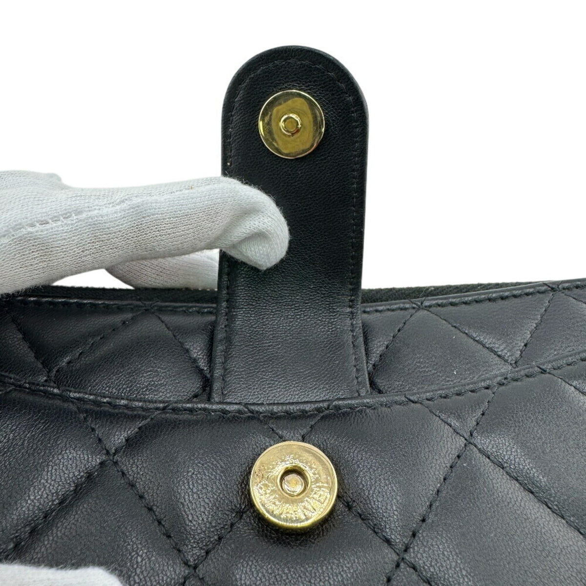 Chanel Black Leather (Pre-Owned)
