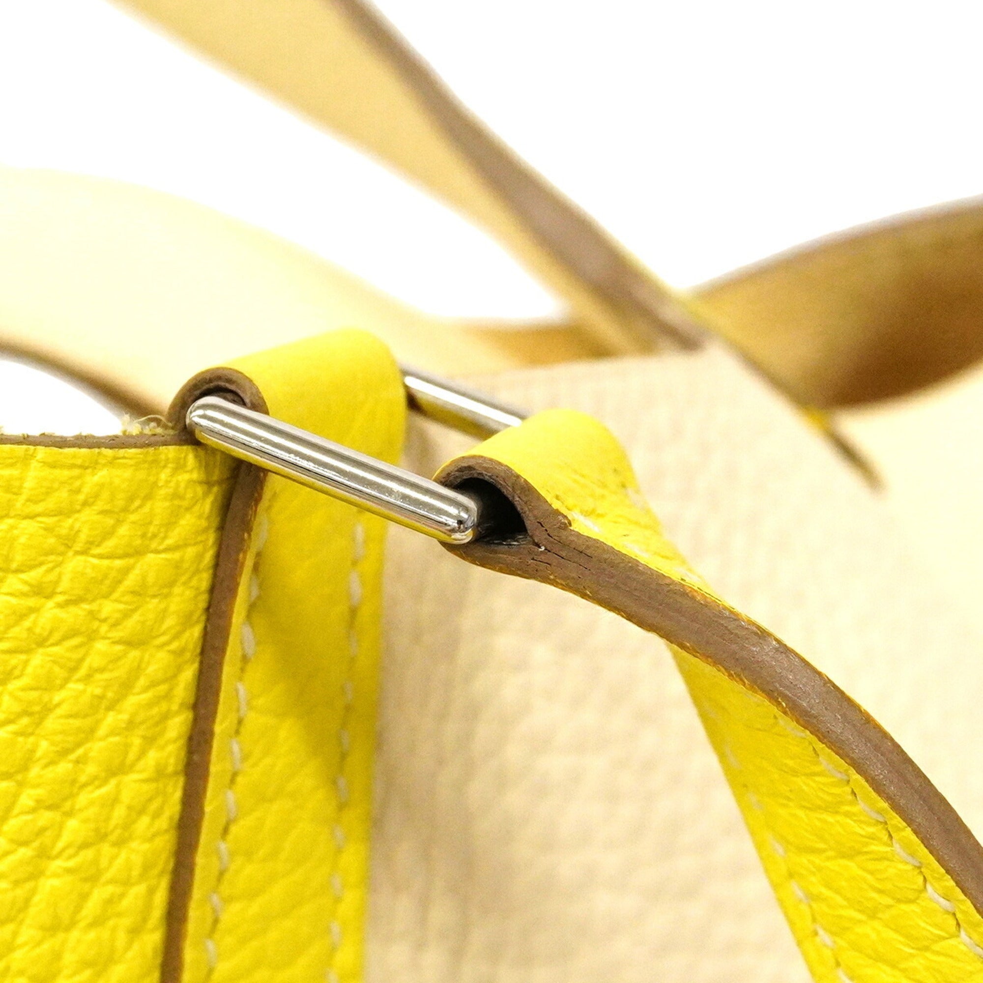 Hermes Lime Taurillon Clemence Leather Handbag (Pre-Owned)