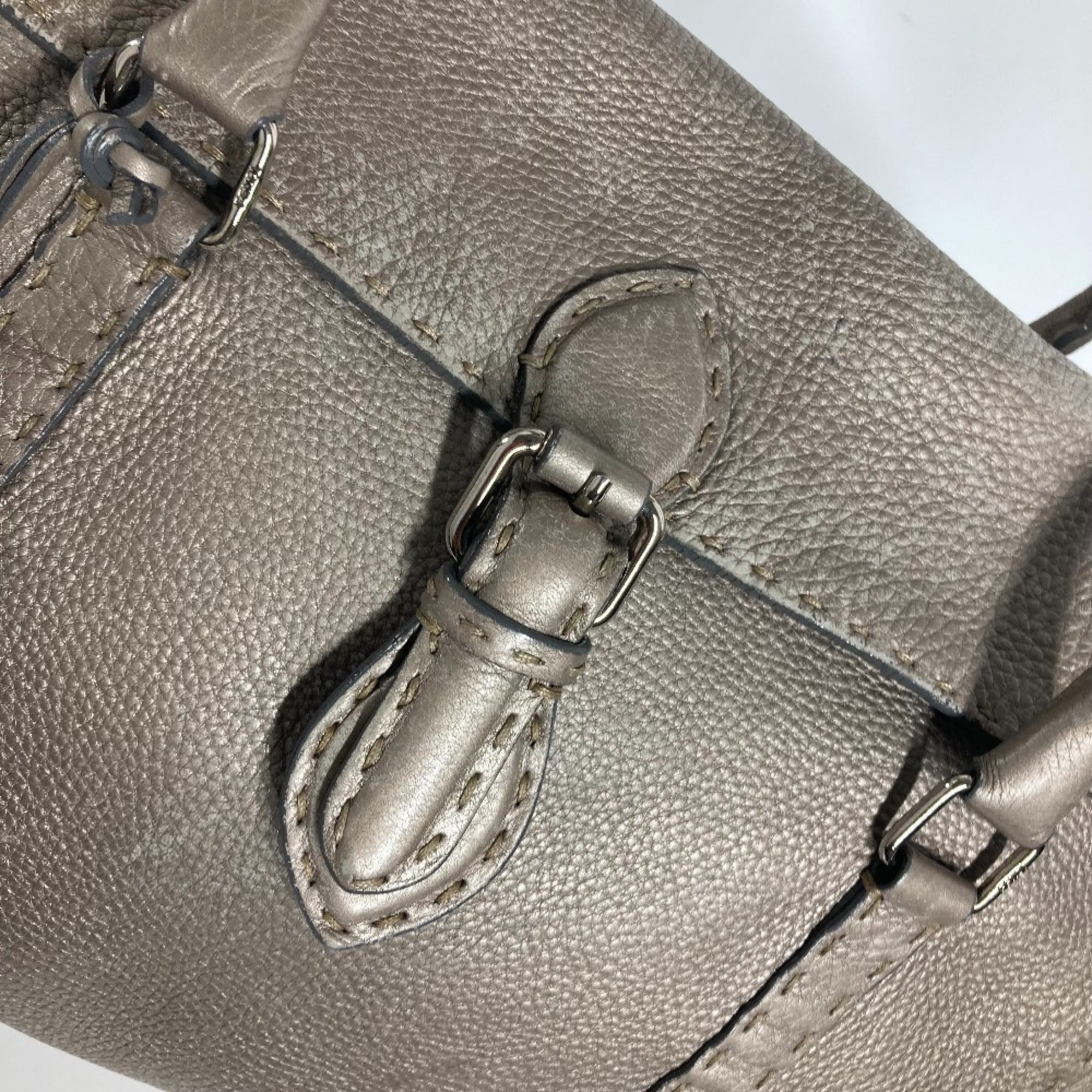 Fendi Gray Leather Shoulder Bag Tote Bag (Pre-Owned)