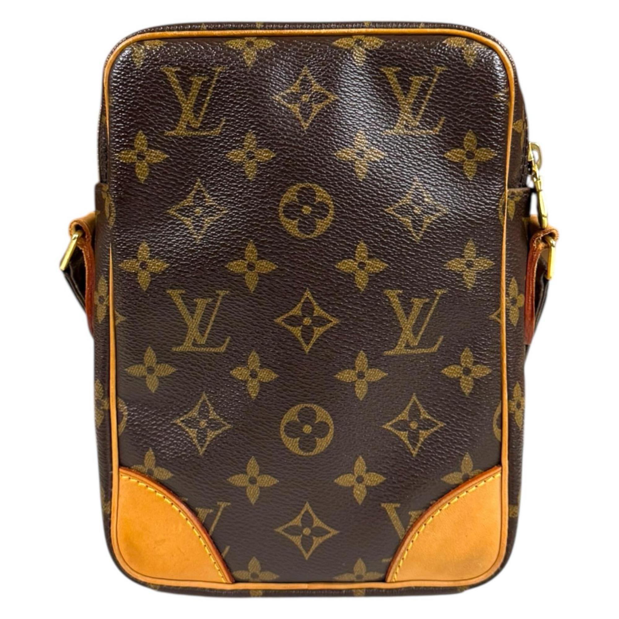 Louis Vuitton Brown Monogram Shoulder Bag (Pre-Owned)