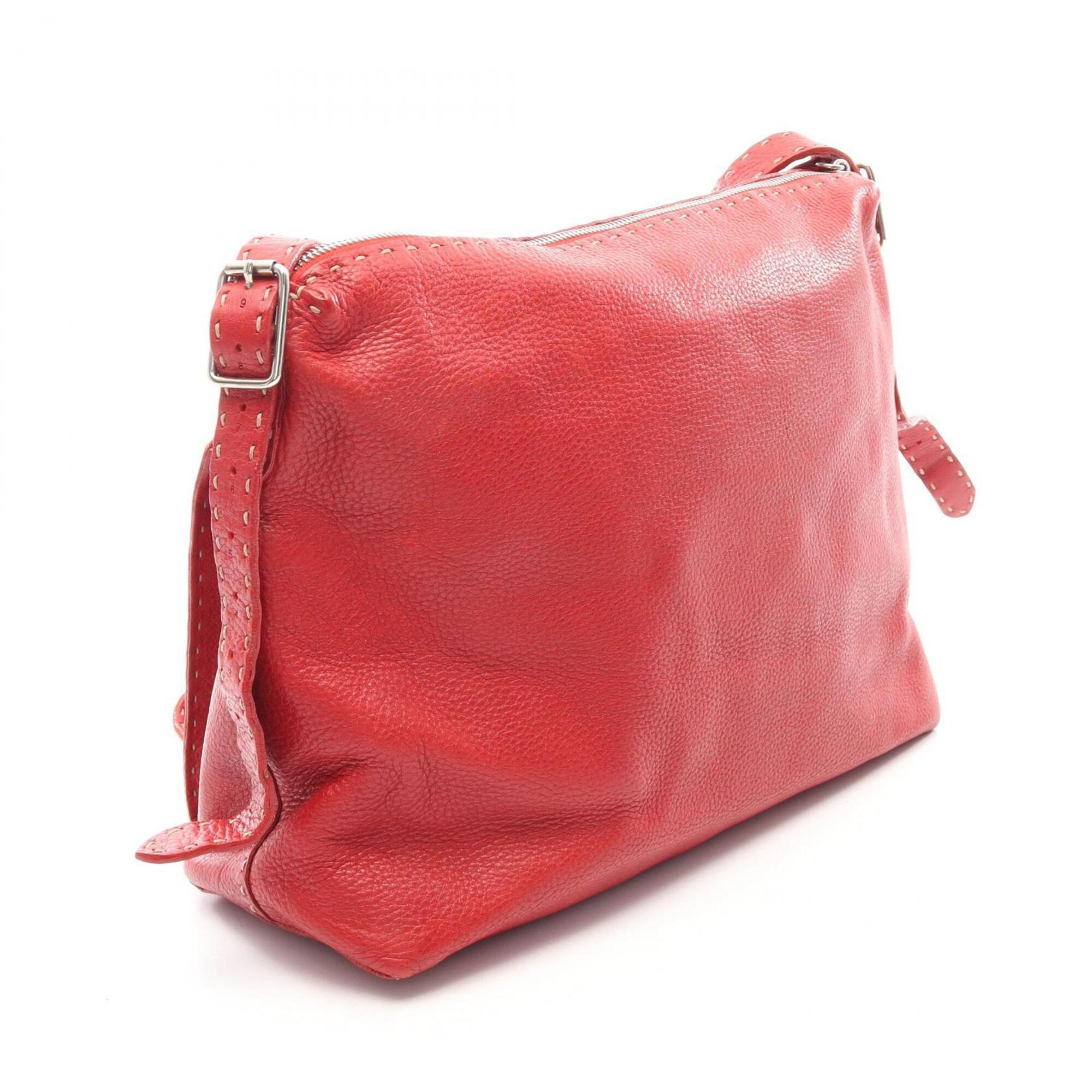 Fendi Red Color Leather Handbag Shoulder Bag (Pre-Owned)