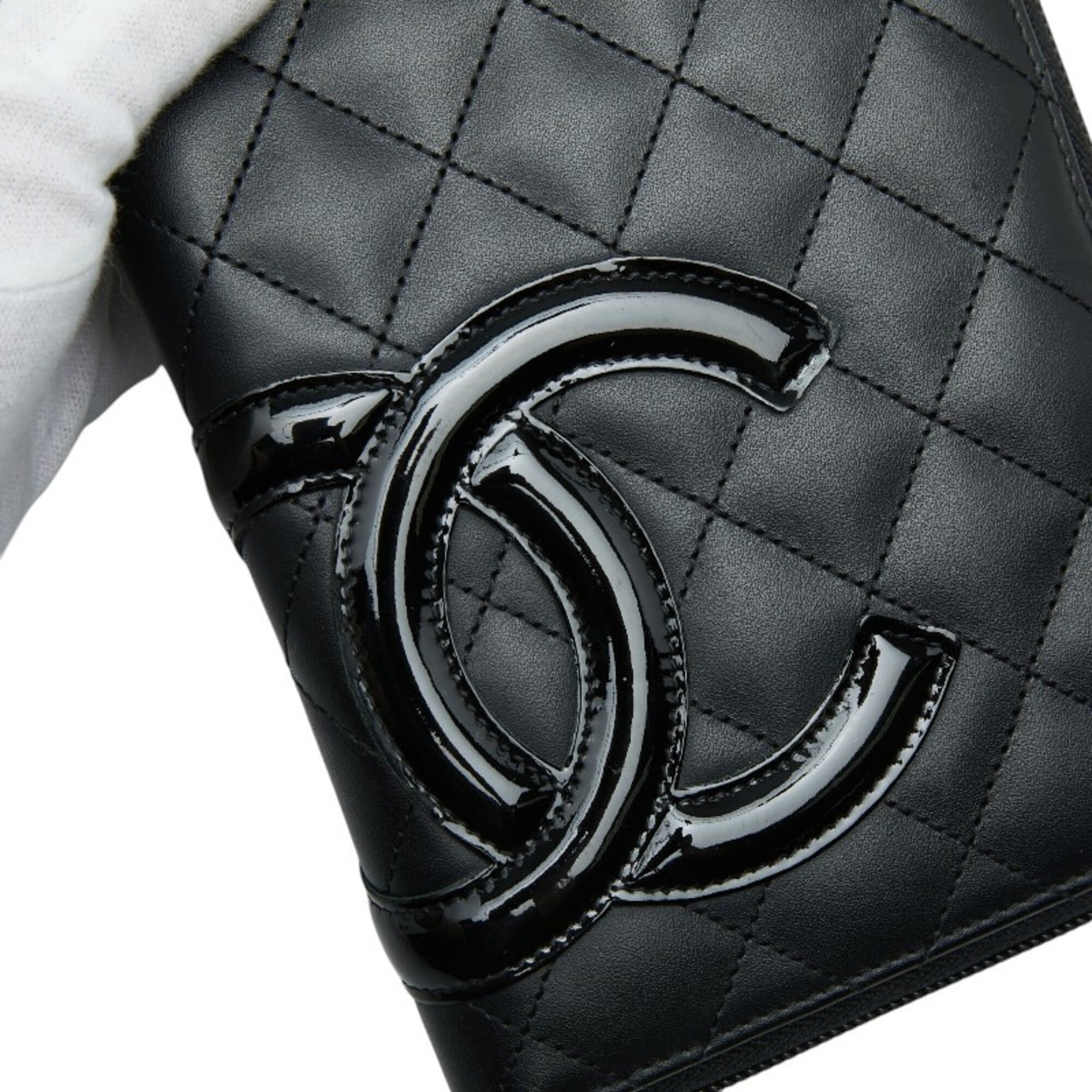 Chanel Black Leather Long Wallet (Bi-Fold) (Pre-Owned)