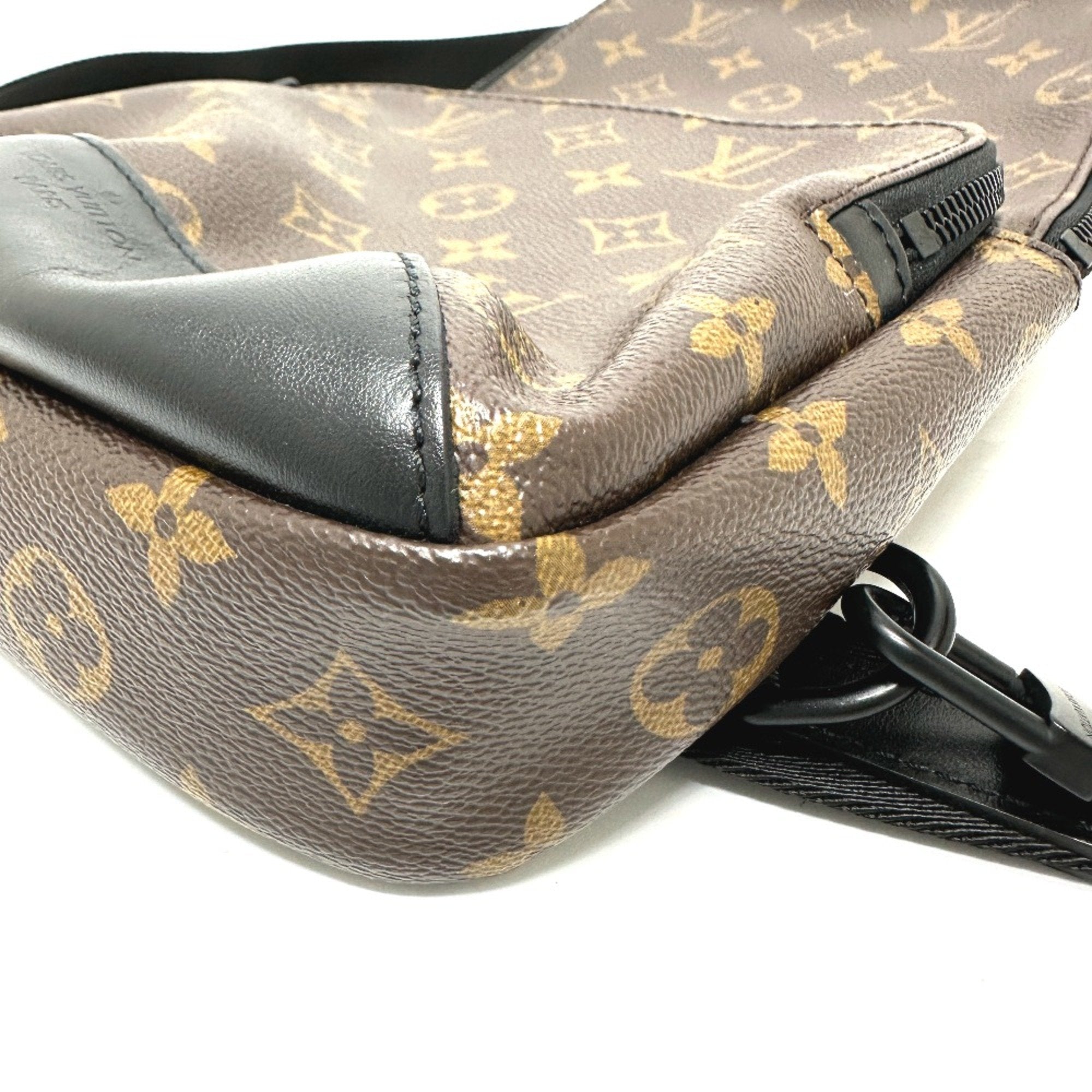 Louis Vuitton Brown Other Other (Pre-Owned)