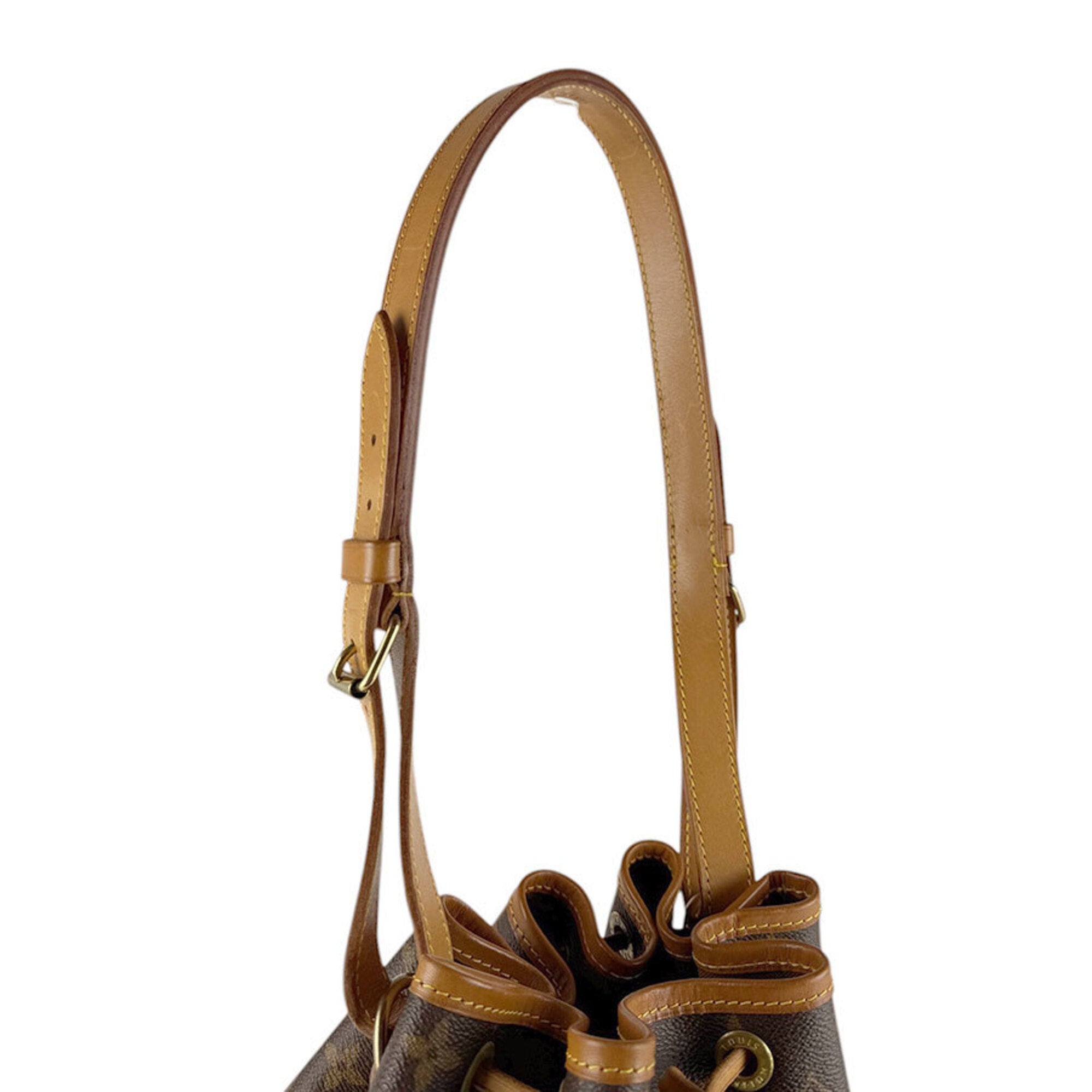 Louis Vuitton Brown Monogram Monogram Shoulder Bag (Pre-Owned)