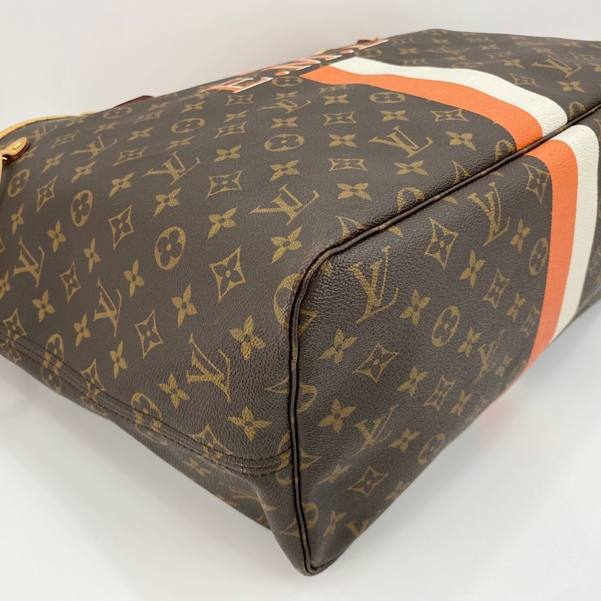 Louis Vuitton Brown Tote Bag (Pre-Owned)