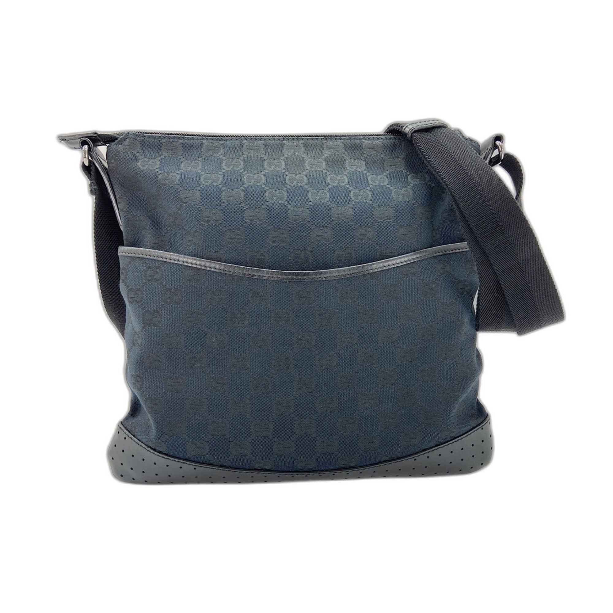 Gucci Black Shoulder Bag (Pre-Owned)