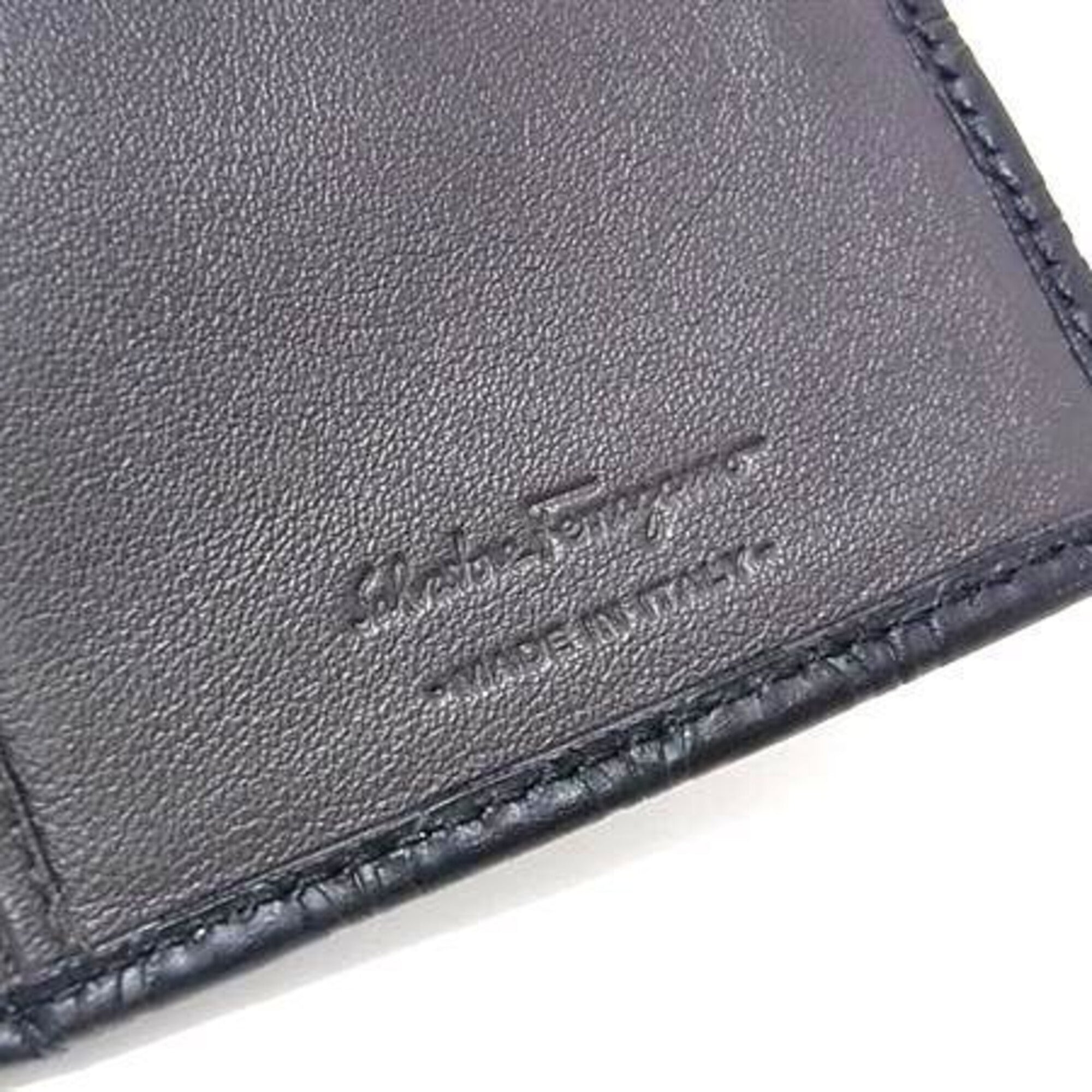 Salvatore Ferragamo Black Leather Long Wallet (Bi-Fold) (Pre-Owned)