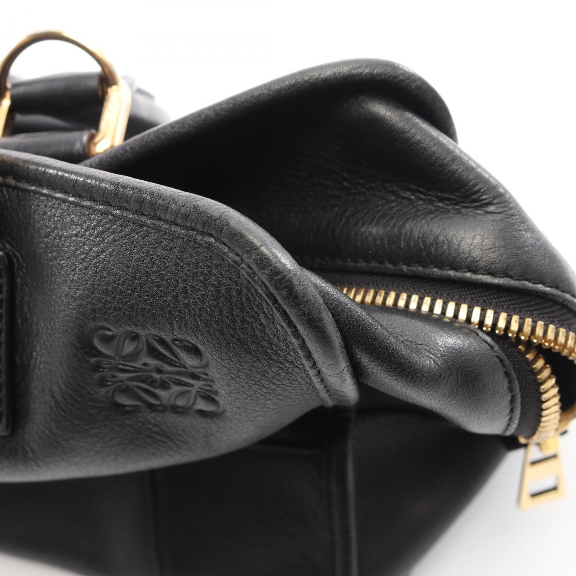 Loewe Black Leather Handbag (Pre-Owned)