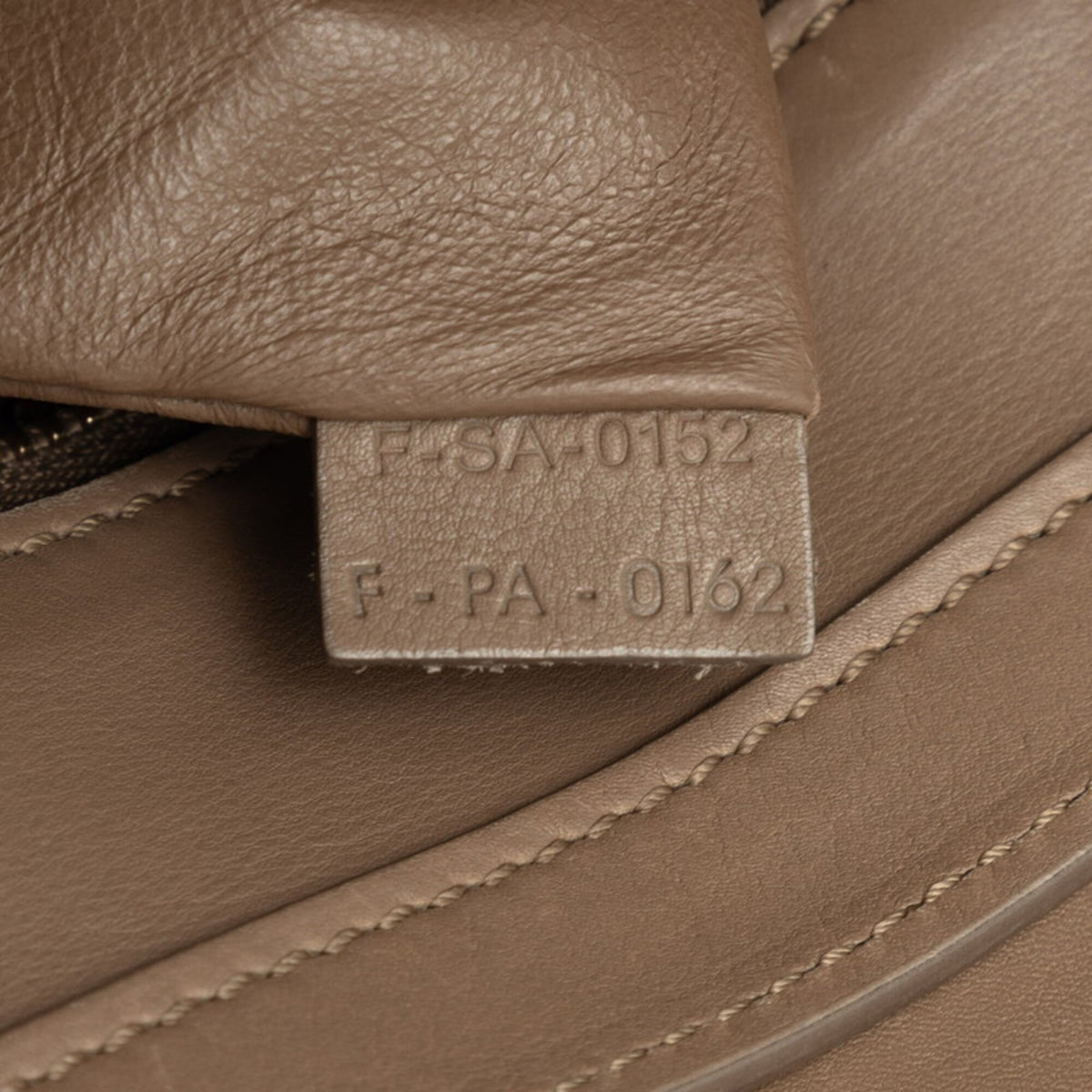 Celine Luggage Beige Leather Handbag (Pre-Owned)