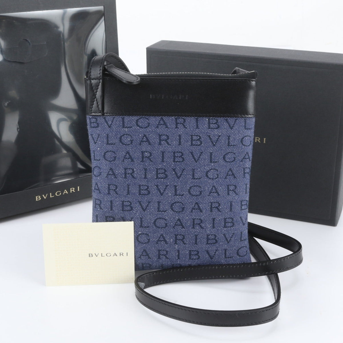 Bvlgari Black Blue Leather Canvas Crossbody Bag Shoulder Bag (Pre-Owned)