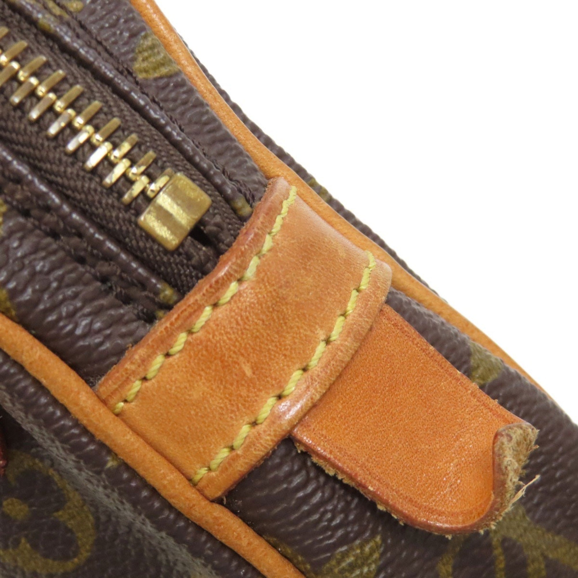 Louis Vuitton Monogram Monogram Pochette Shoulder Bag (Pre-Owned)