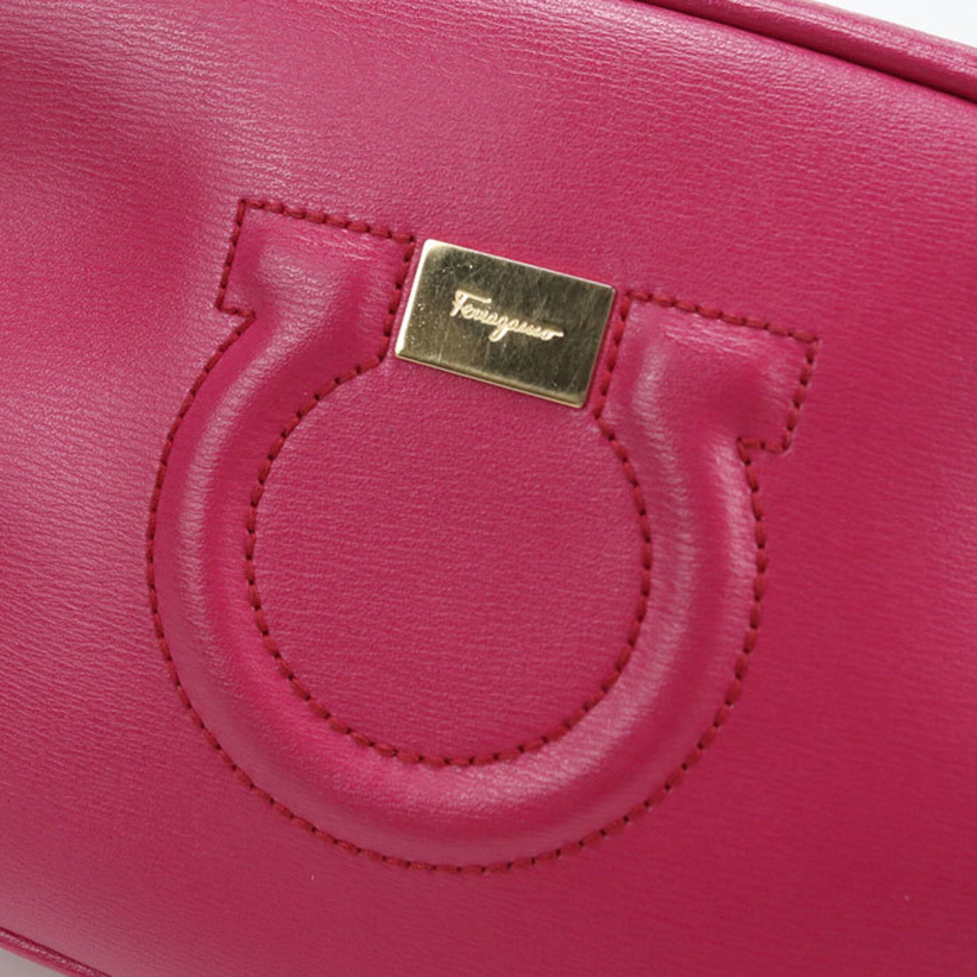 Salvatore Ferragamo Pink Leather Shoulder Bag (Pre-Owned)