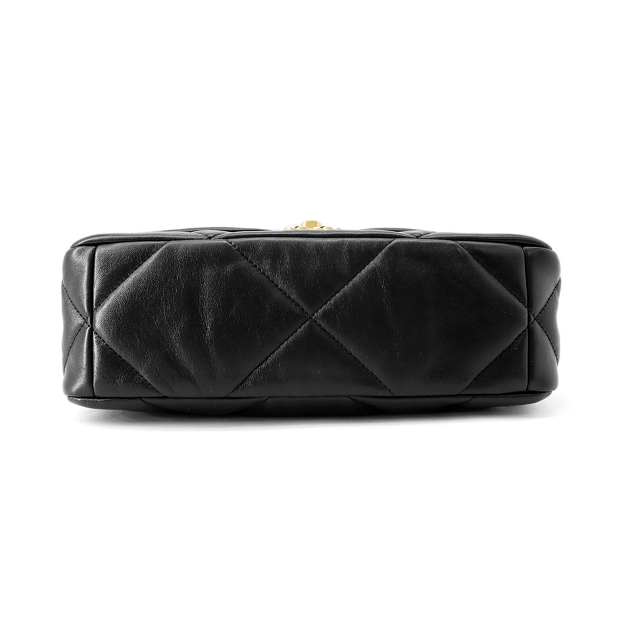 Chanel Matelasse Black Leather Handbag Shoulder Bag (Pre-Owned)
