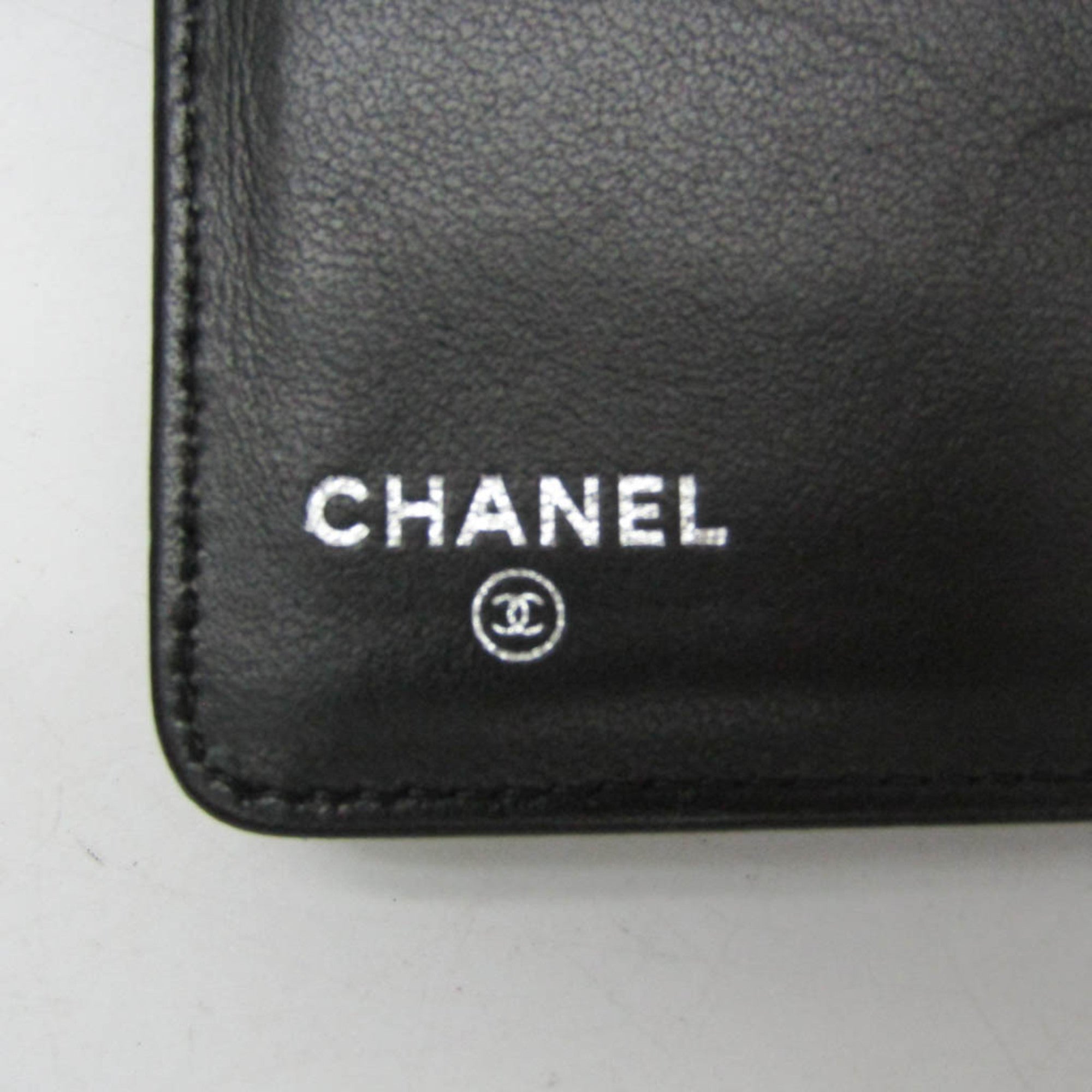 Chanel Lucky Symbols Yen Wallet Embossed Quilted Leather Black Leather Wallets Accessory (Pre-Owned)
