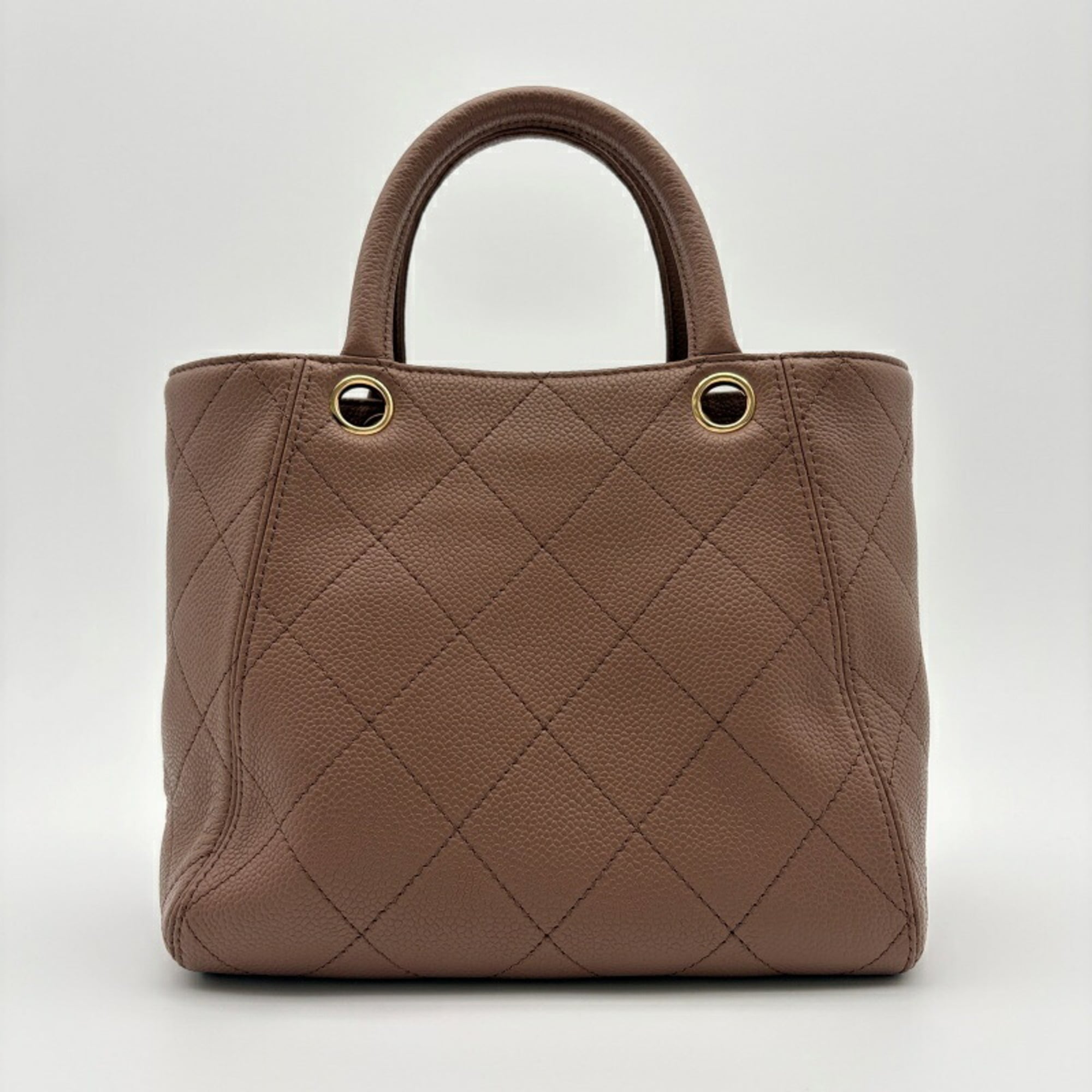 Chanel Brown Leather Shoulder Bag (Pre-Owned)