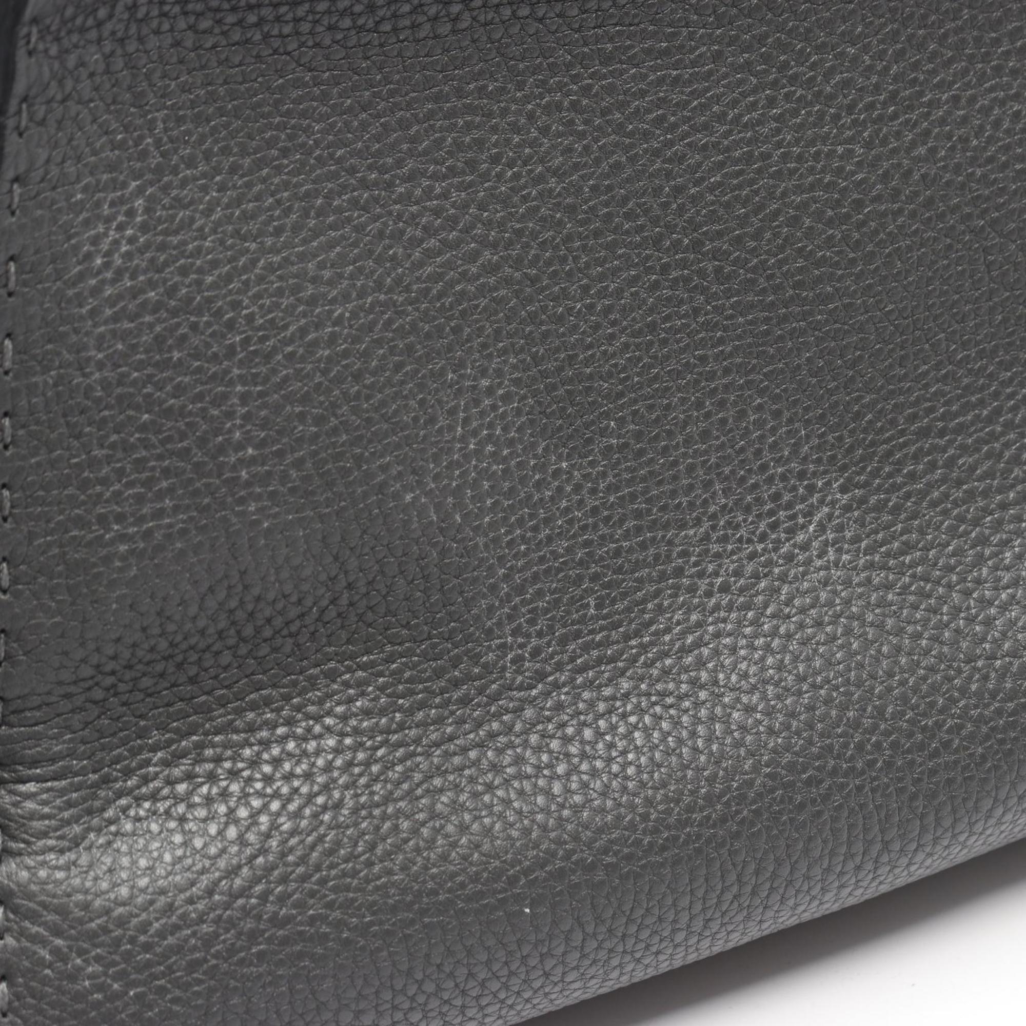 Fendi Gray Leather Handbag (Pre-Owned)