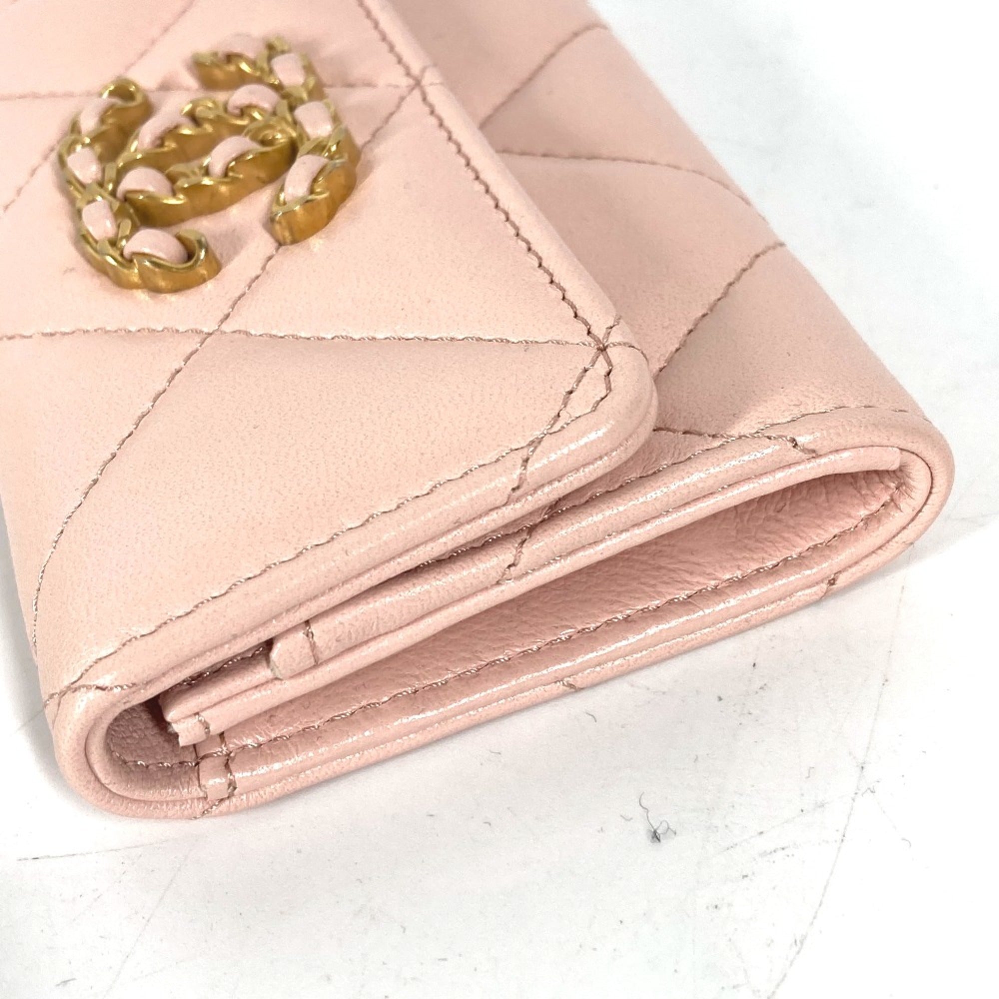 Chanel Pink Leather Coin Purse/Coin Case (Pre-Owned)