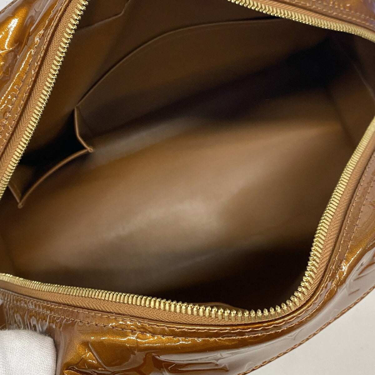 Louis Vuitton Bronze Handbag (Pre-Owned)