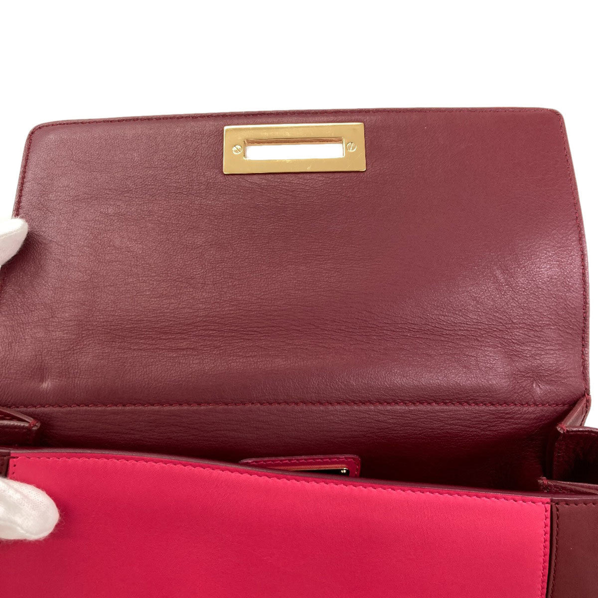 Salvatore Ferragamo Gancini Bordeaux Pink Leather Handbag (Pre-Owned)