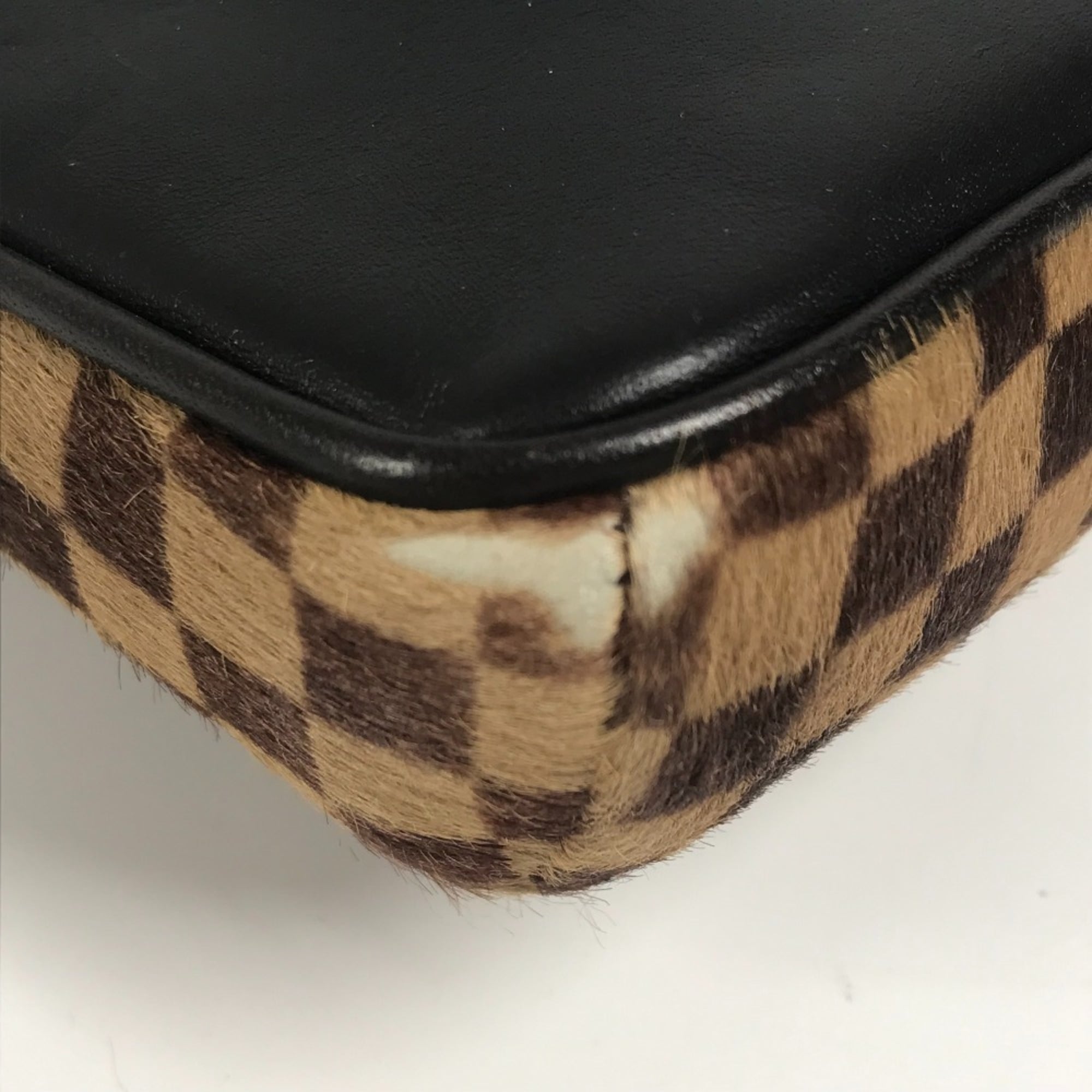 Louis Vuitton Brown Ebene Leather Pochette Shoulder Bag (Pre-Owned)