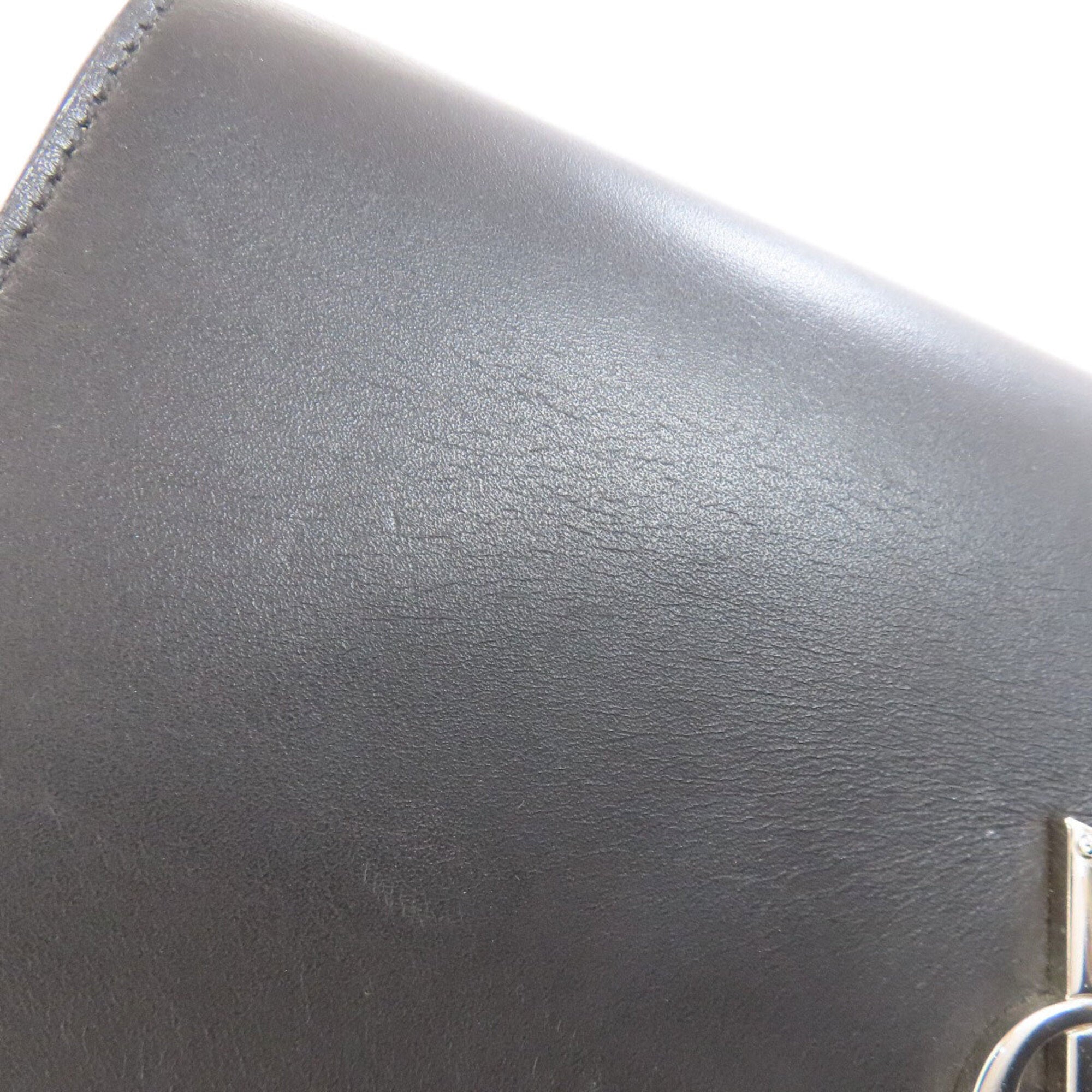 Yves Saint Laurent Black Leather Shoulder Bag (Pre-Owned)