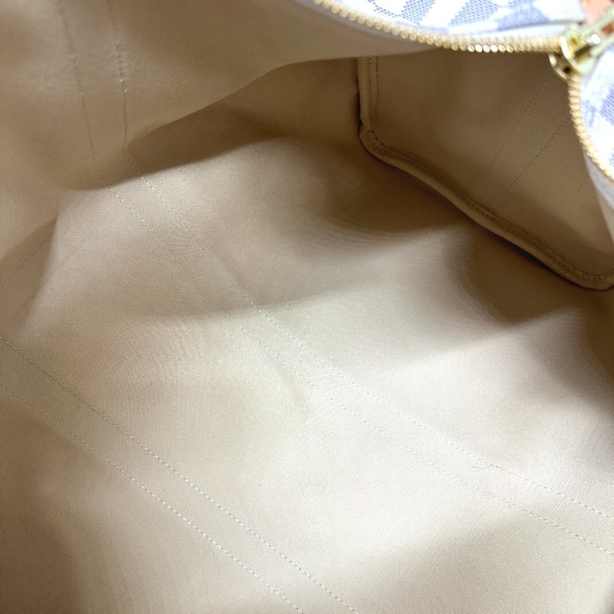 Louis Vuitton White Damier Azur Boston Bag (Pre-Owned)