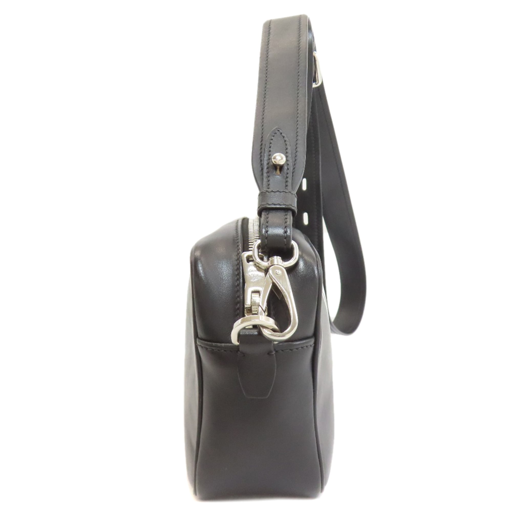Prada Black Leather Shoulder Bag (Pre-Owned)