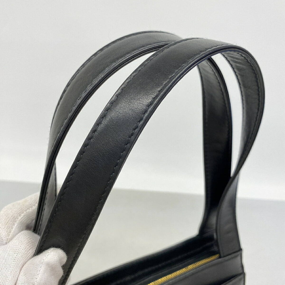 Chanel Black Leather Tote Bag (Pre-Owned)
