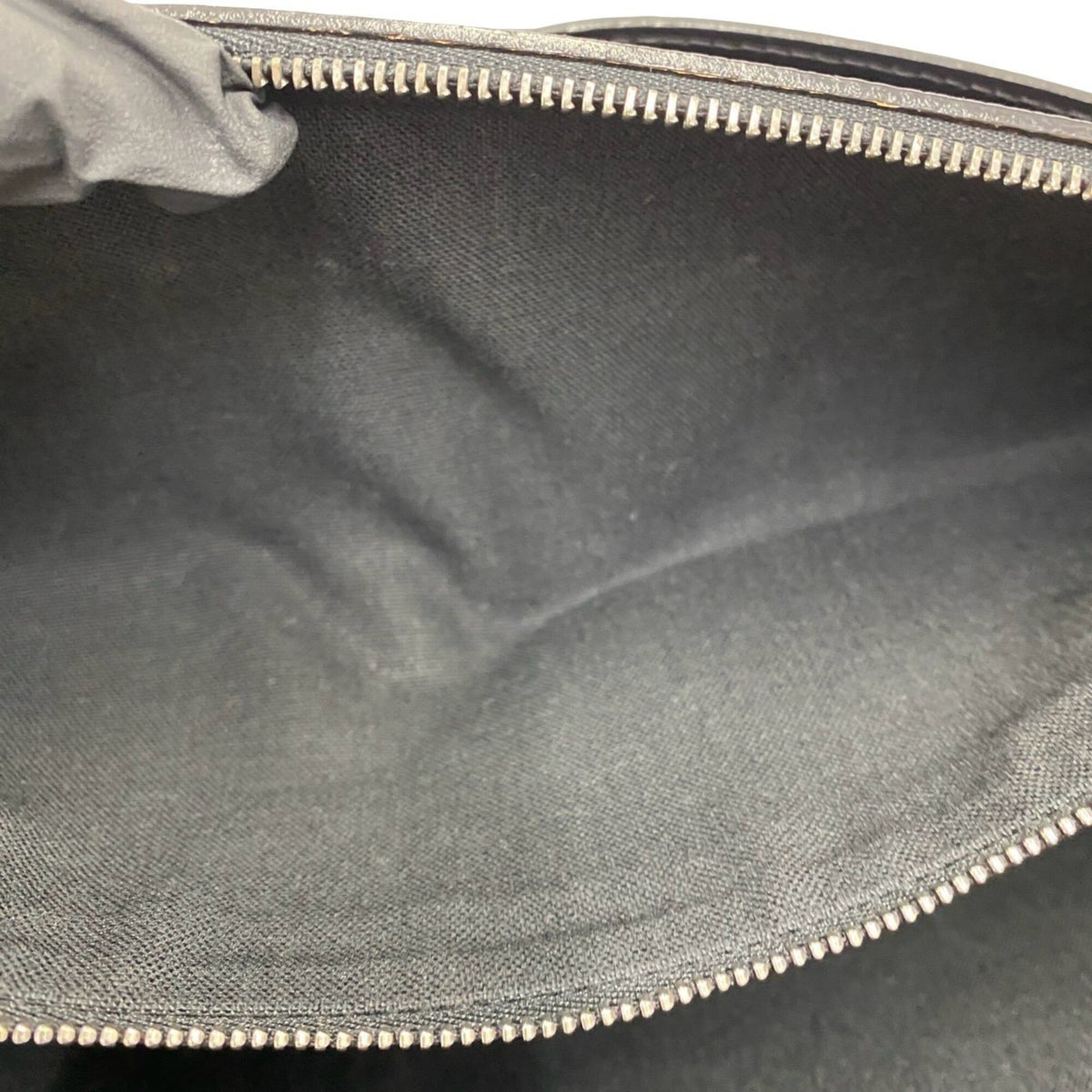 Louis Vuitton Black Leather Briefcase Handbag (Pre-Owned)